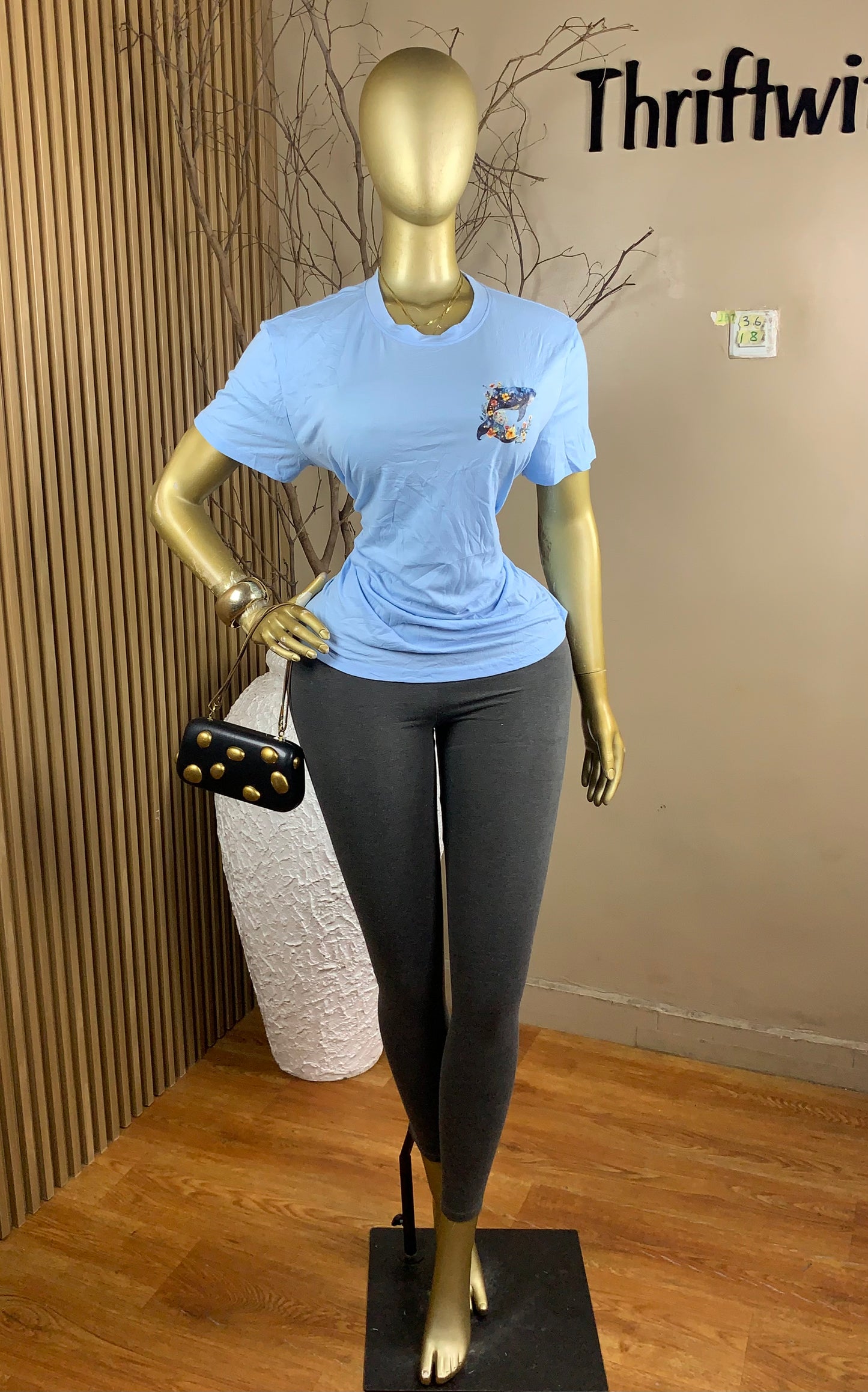 2BASIC TEE36 SIZE18 Brand new