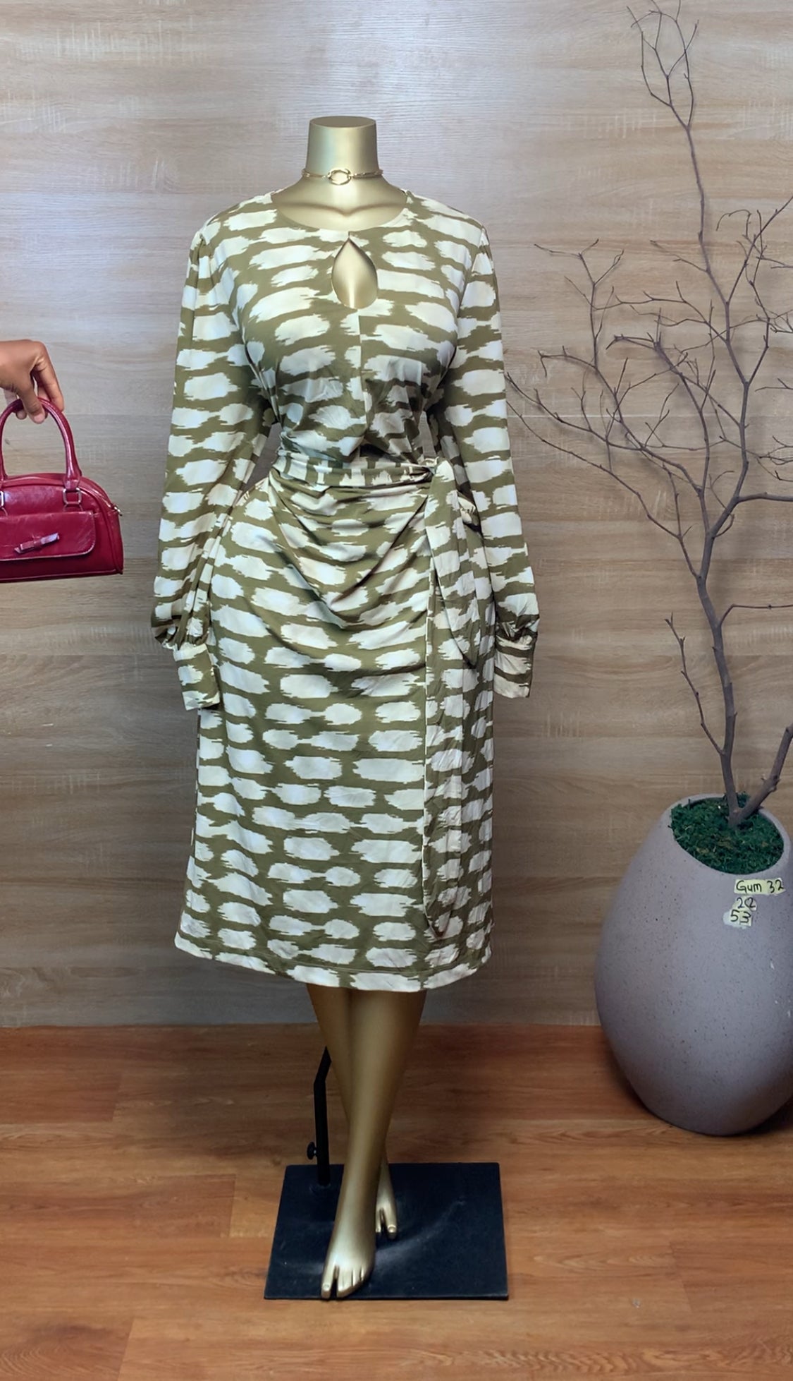 GUM32 SIZE22 DRESS Length53
