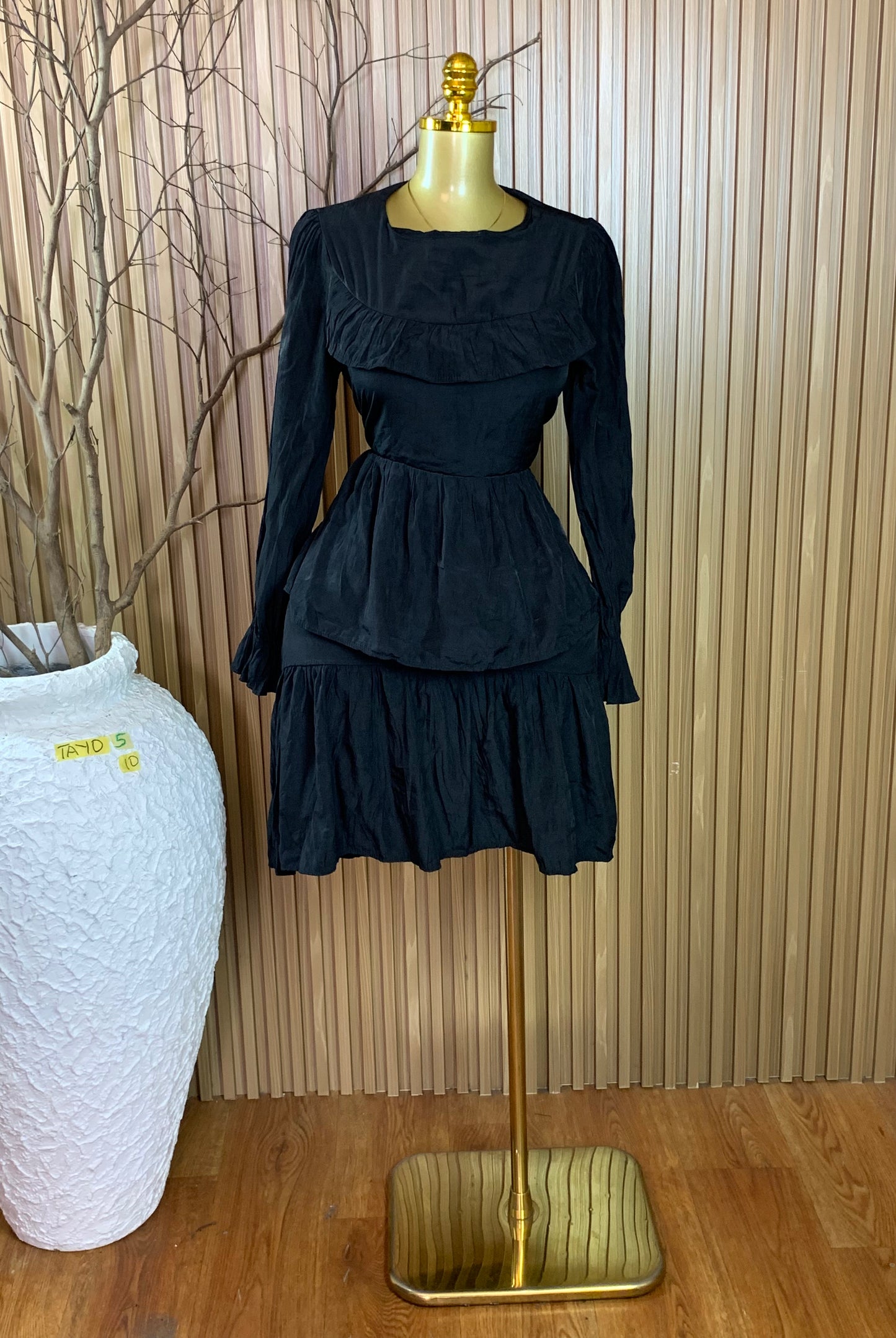 TAYO5 SIZE10 Black dress