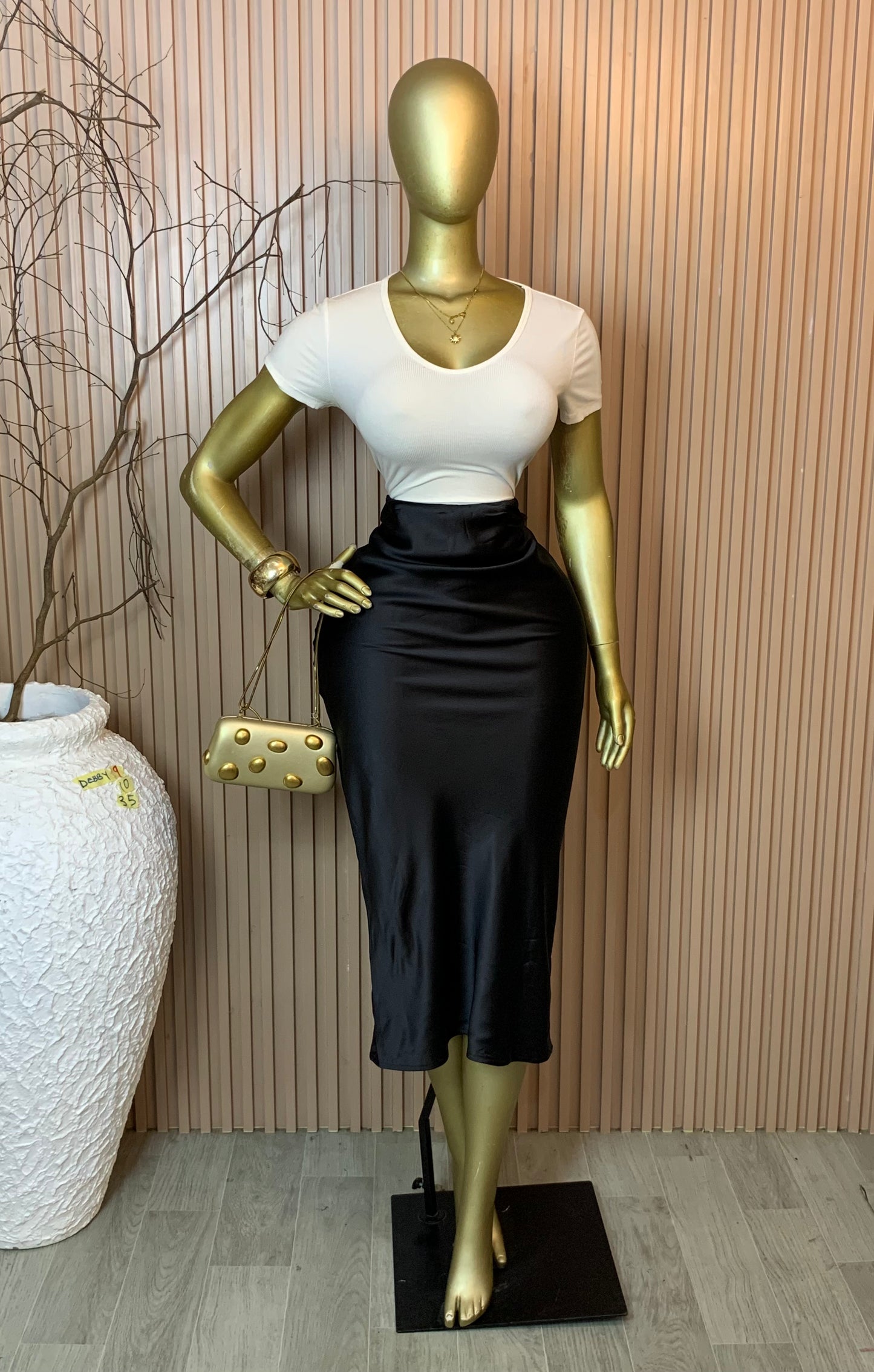 DEBBY9 SIZE10 Length35 black silk skirt only