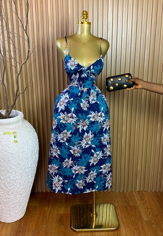 NINI15 SIZE8 Length50  floral dress