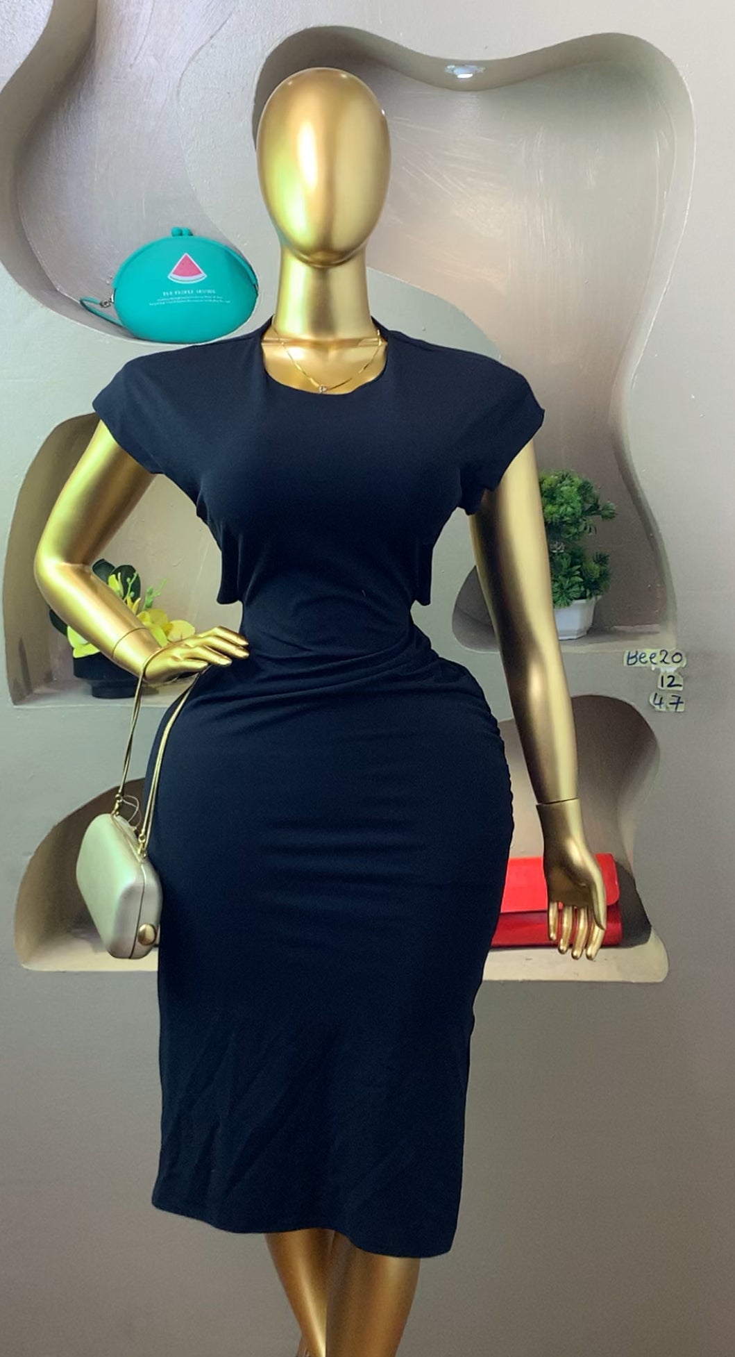 SIZE12 BEE20 Length47 (black)