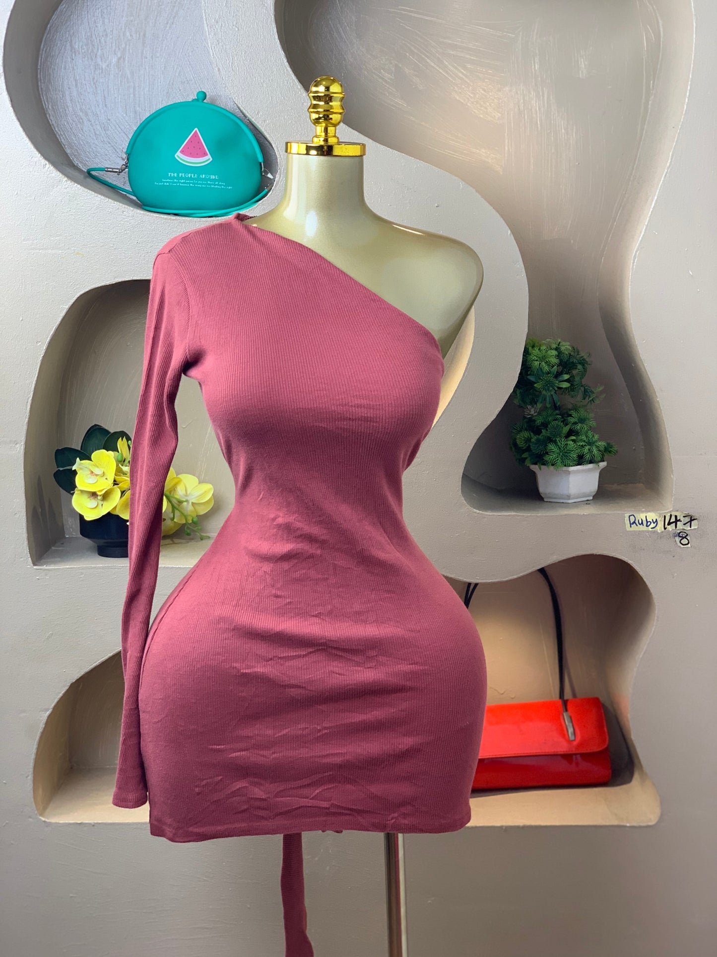 SIZE8 RUBY147