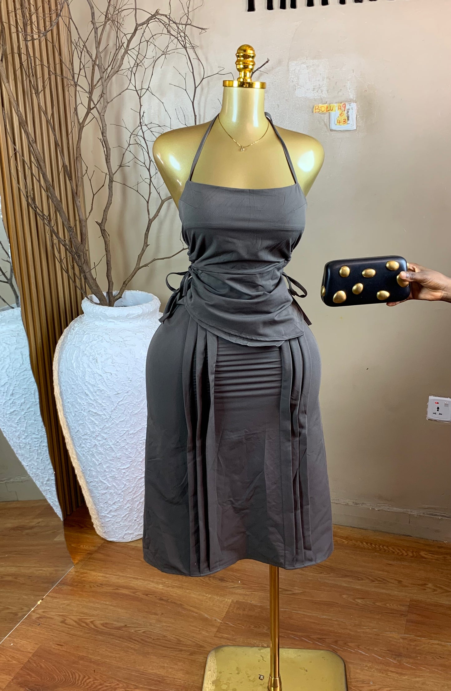 BOLU49 SIZE6 Length43 grey dress