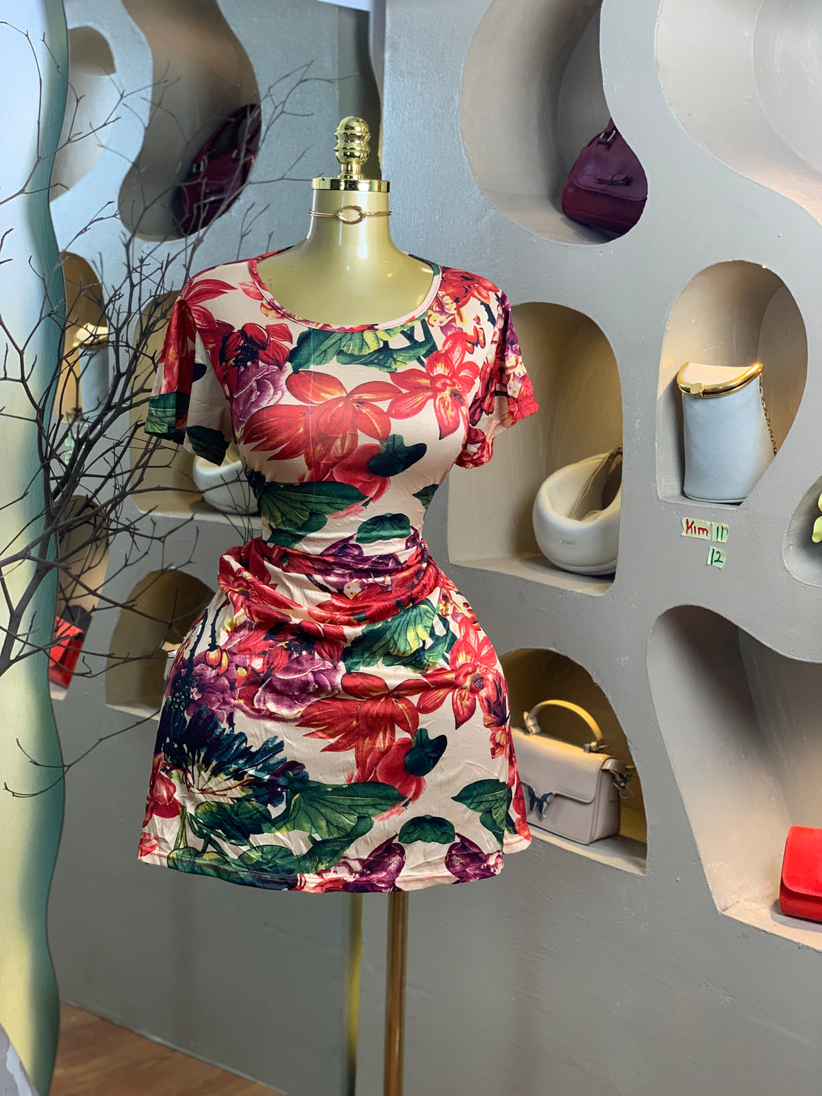 KIM11 SIZE12 Floral DRESS