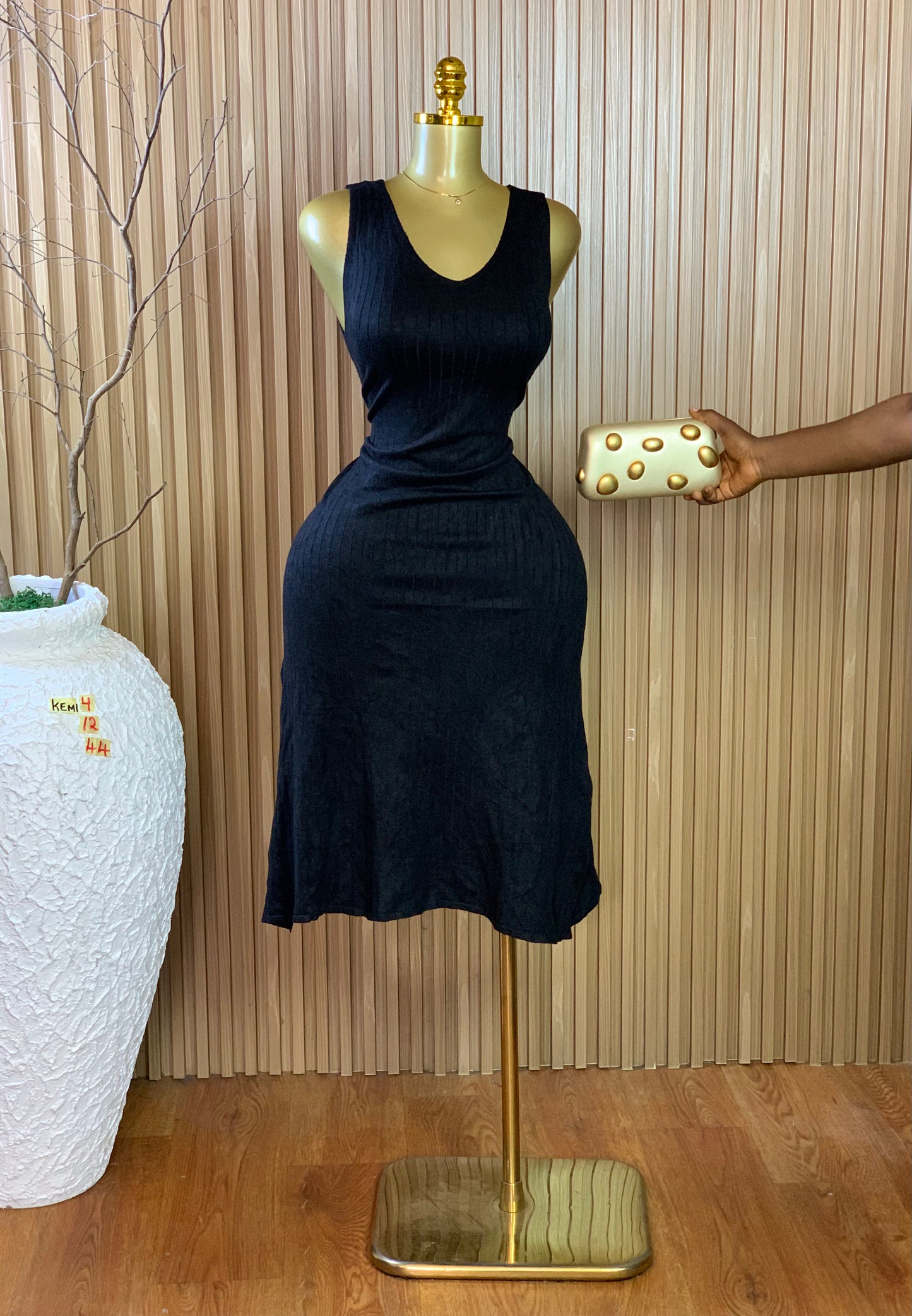 KEMI4 SIZE12/14 Length44 black dress