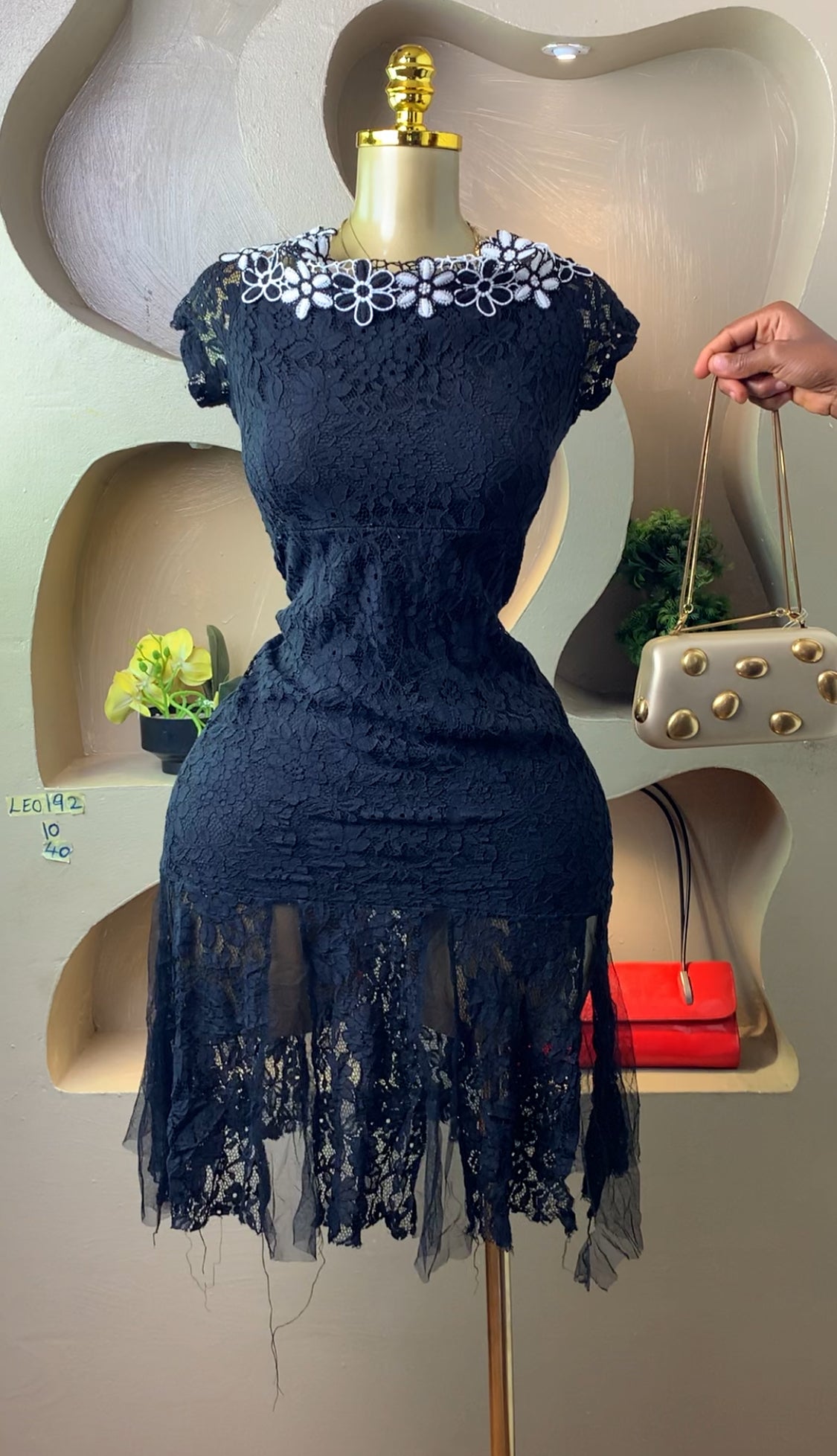 LEO192 BLACK DRESS SIZE10 Length40