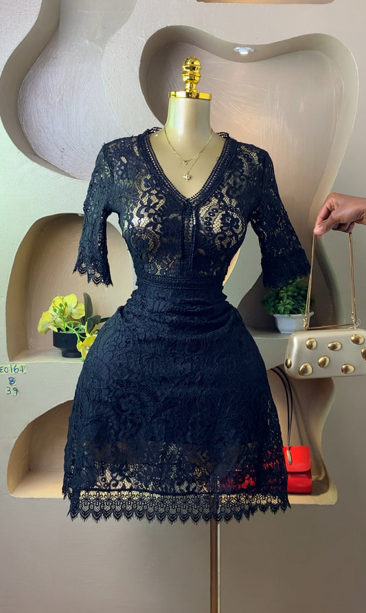 LEO161 BLACK DRESS SIZE8 Length39