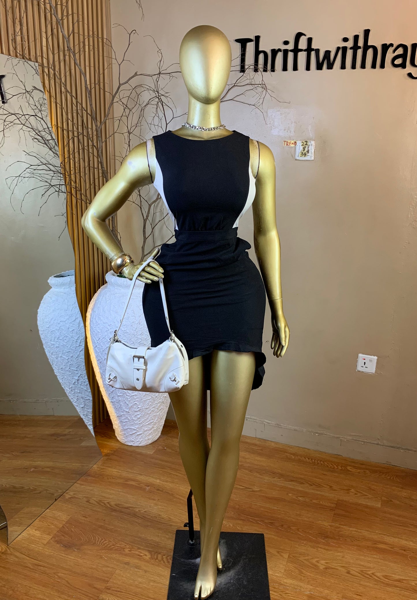 TREND22 SIZE8 Length39 corporate dress