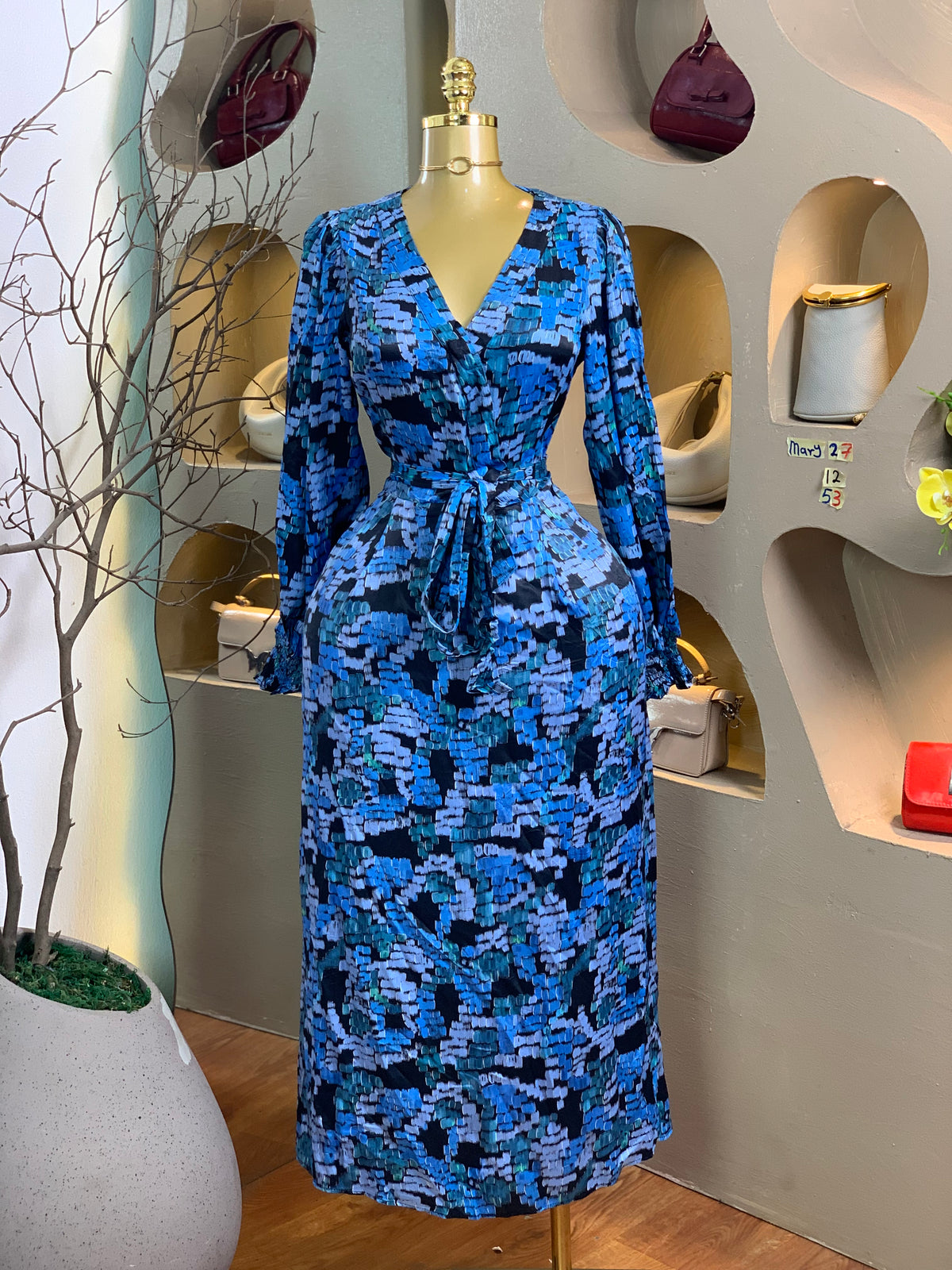 MARY27 SIZE12 DRESS Length53