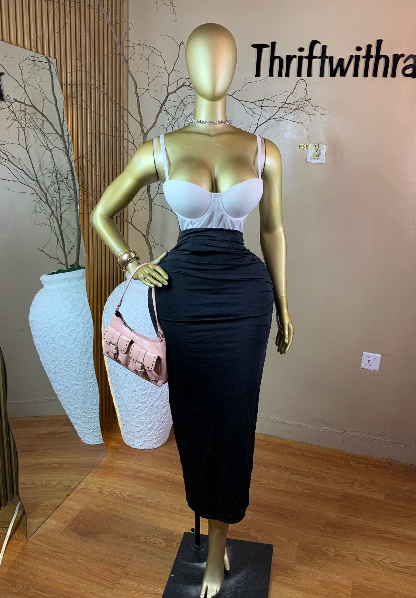 SIZE8 MSH41 BLACK SKIRT ONLY Length39