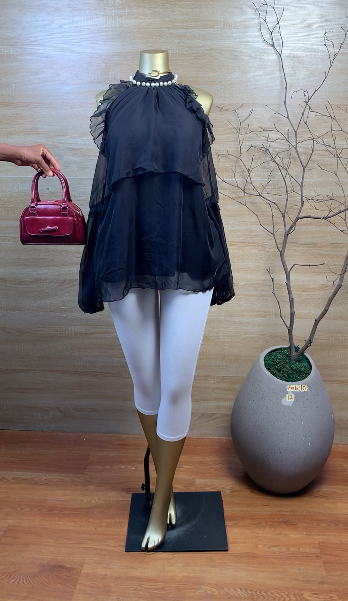 FAB10 SIZE12 Black Top