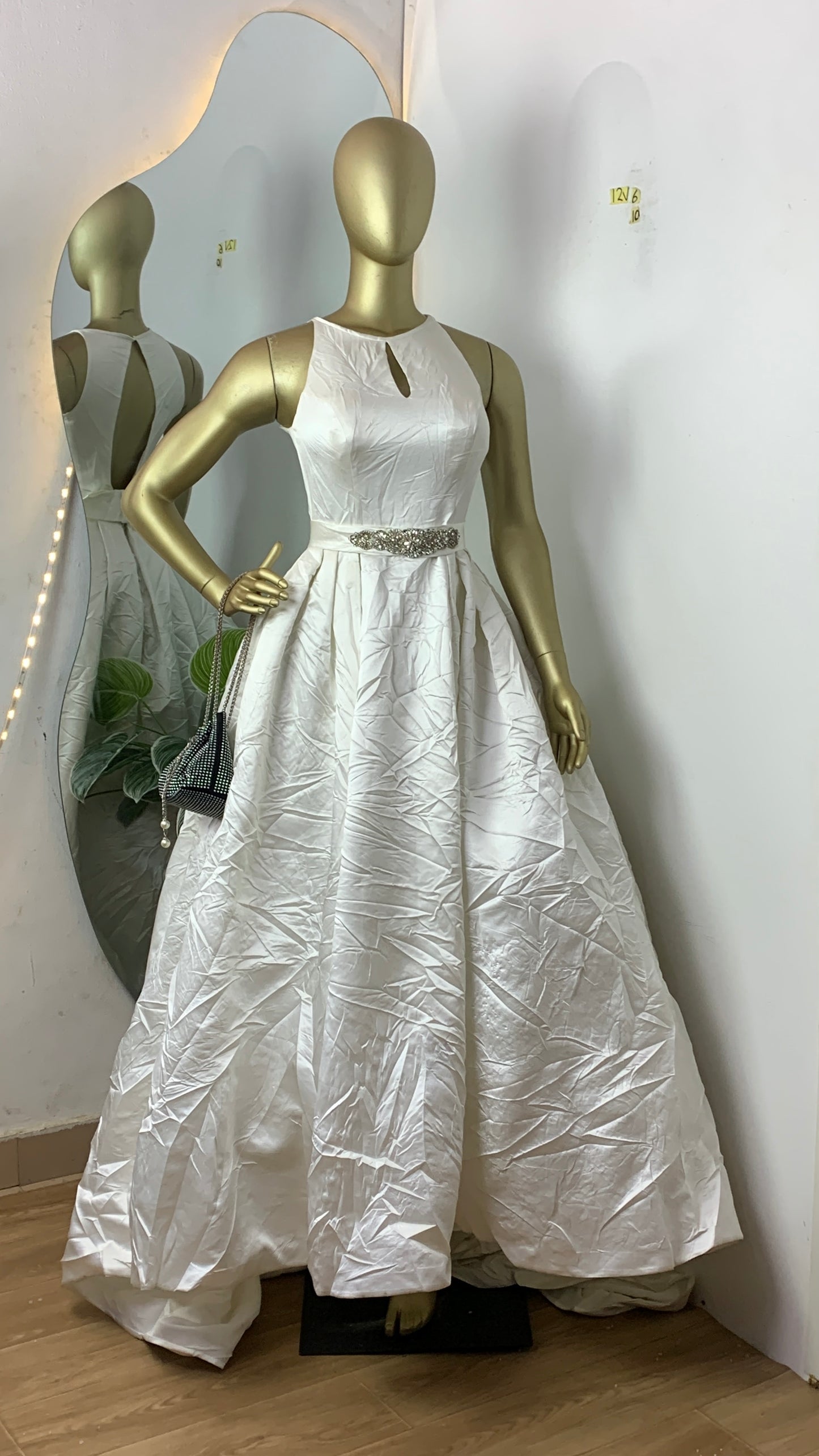 SIZE10 12V6 (wedding dress)