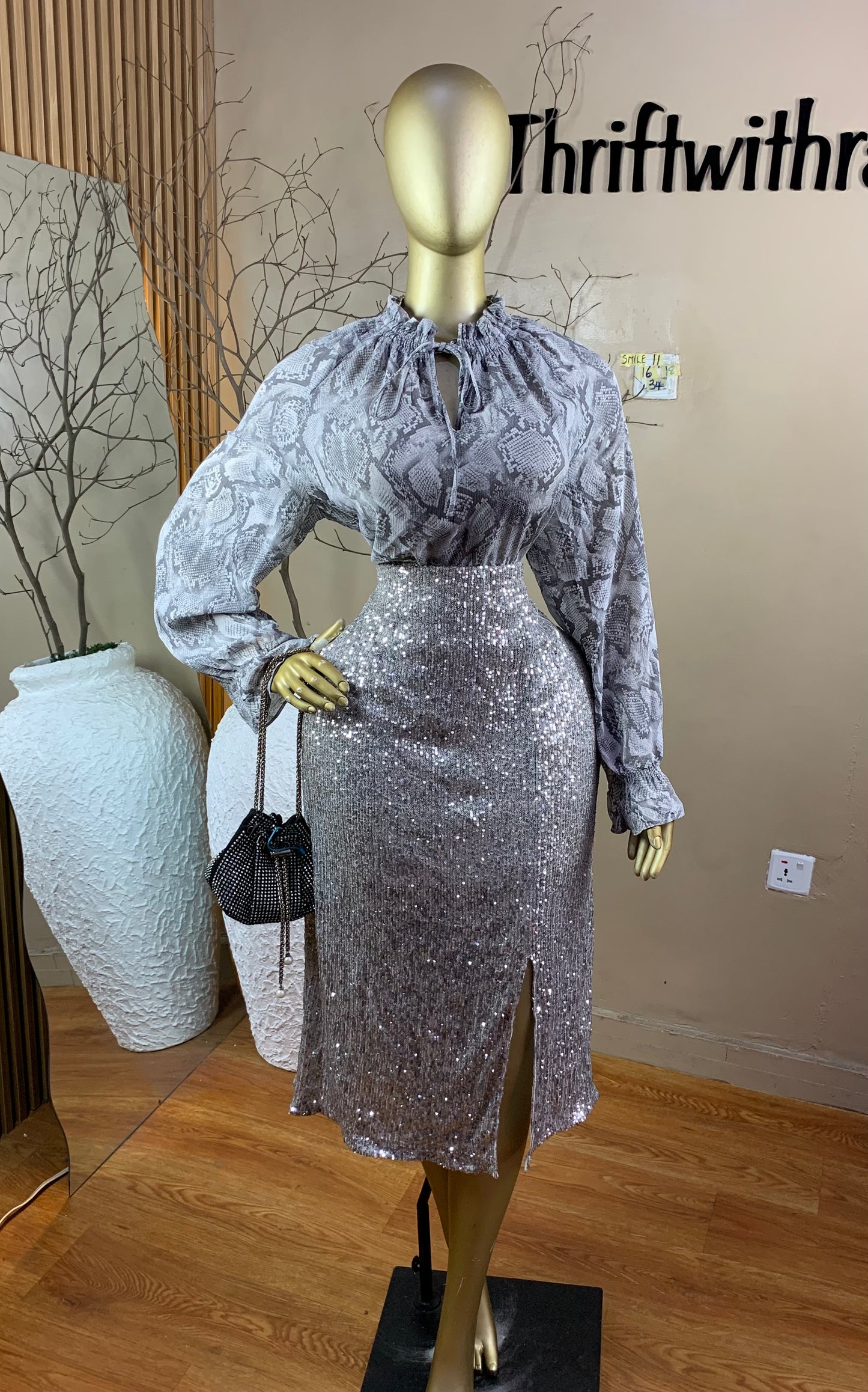 SIZE16 SMILE11(Top only)
