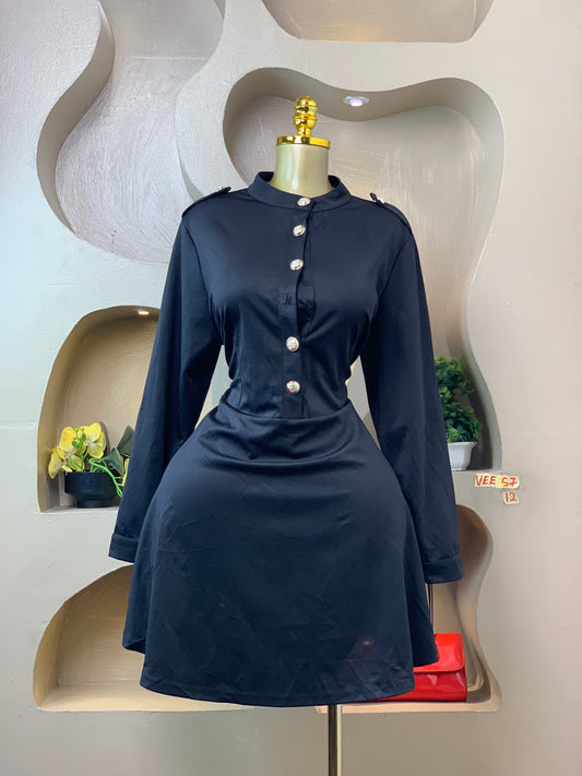 VEE57 SIZE12 (one button off)