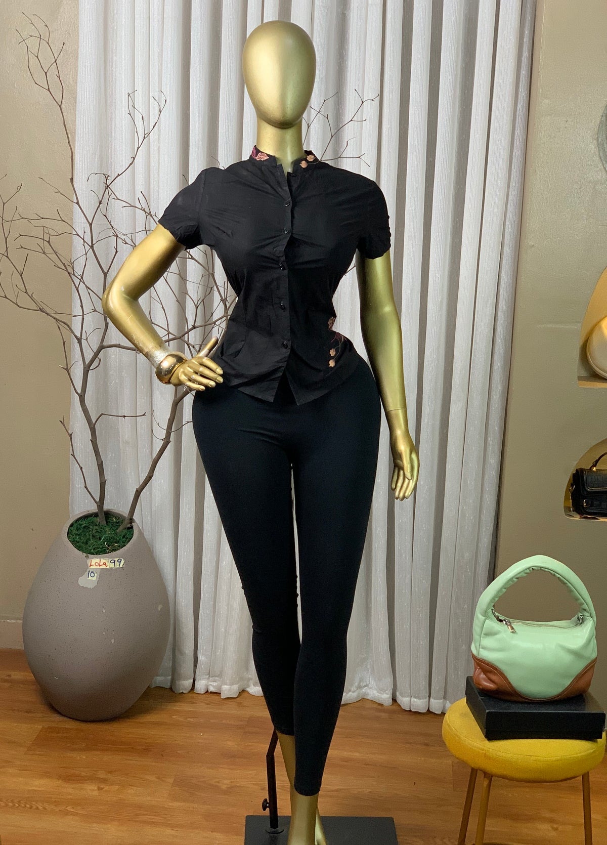 LOLA99 SIZE10 Top only