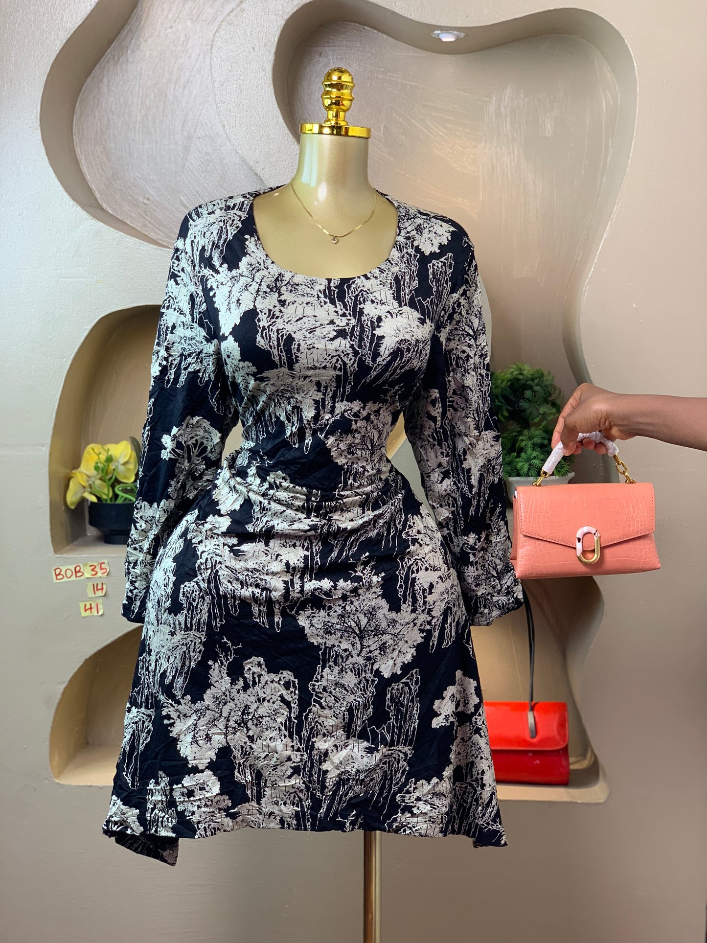 BOB35 SIZE14 DRESS Length41