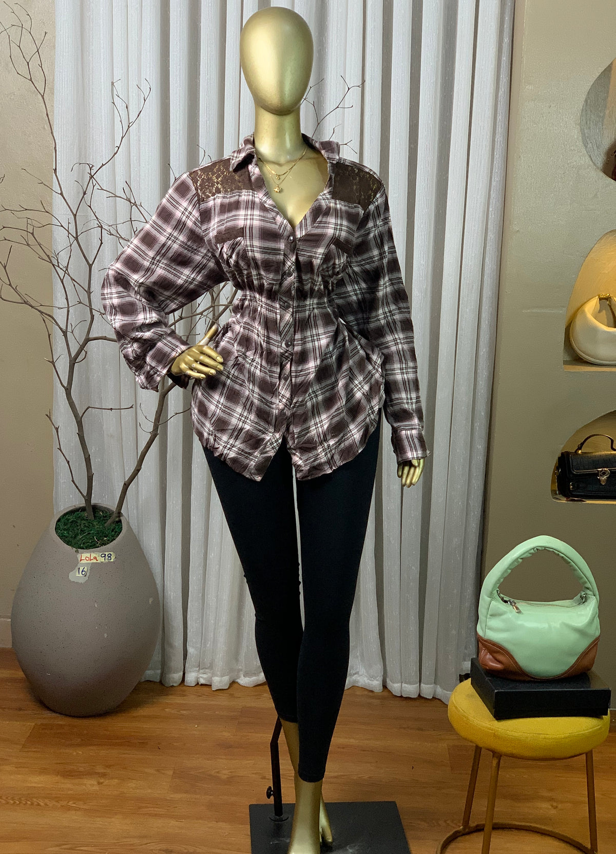 LOLA98 SIZE16 Top only