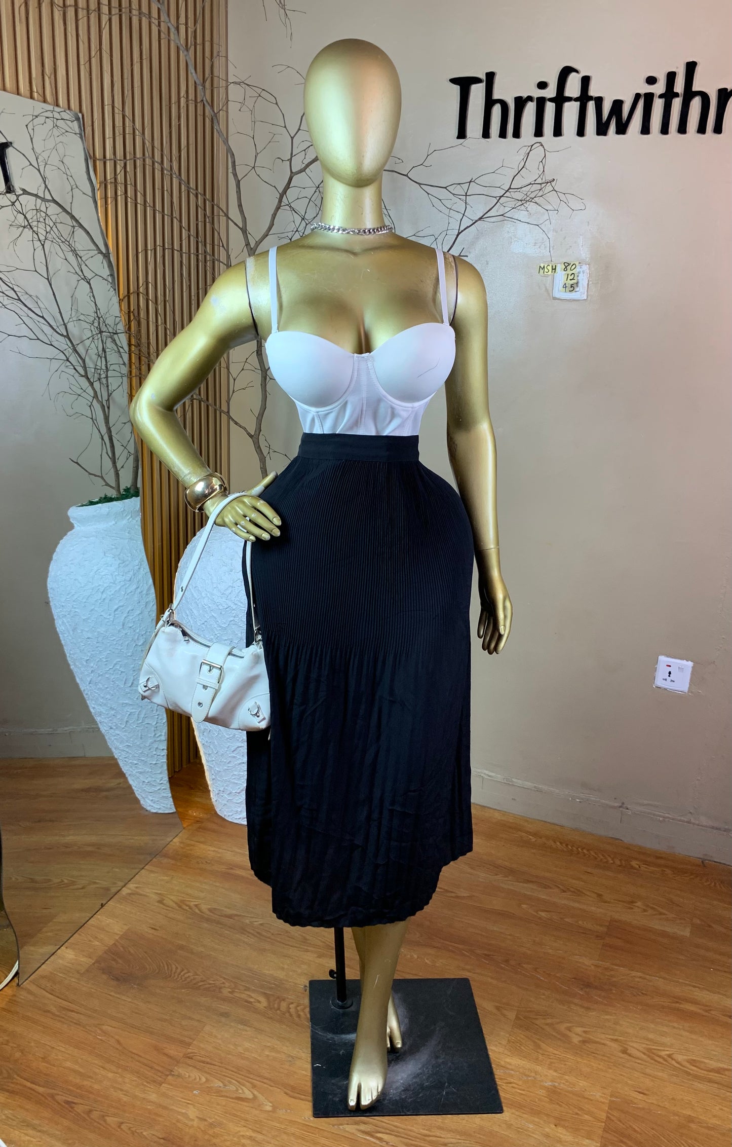 SIZE12 MSH80 BLACK SKIRT ONLY Length35