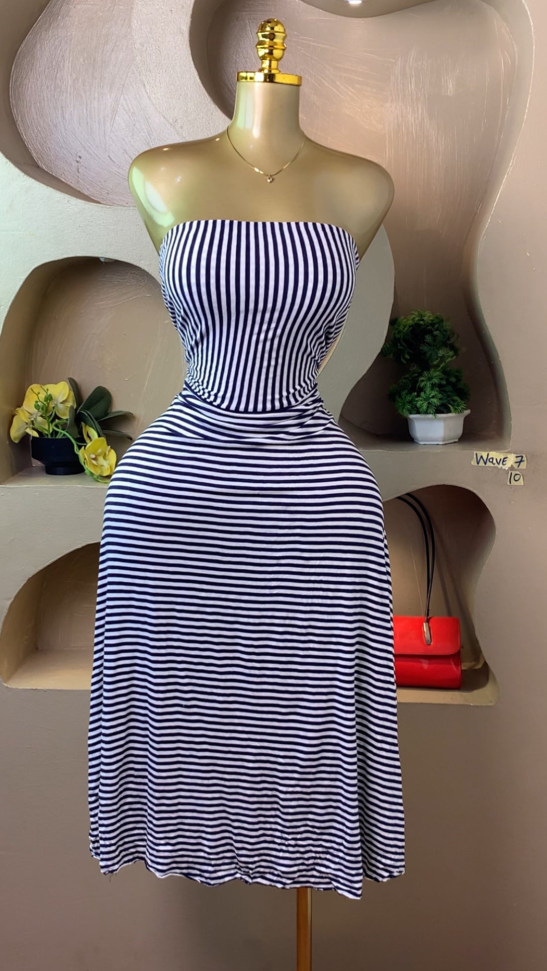 WAVE7 BLACK&WHITE DRESS SIZE10