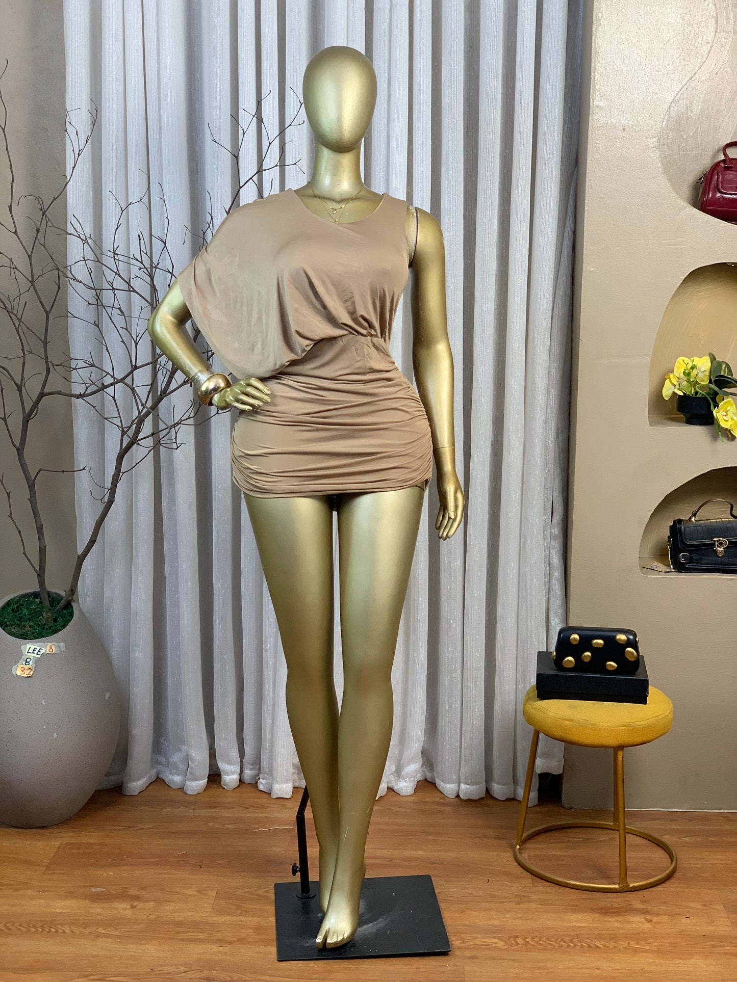 LEE8 SIZE8 Nude DRESS Length32