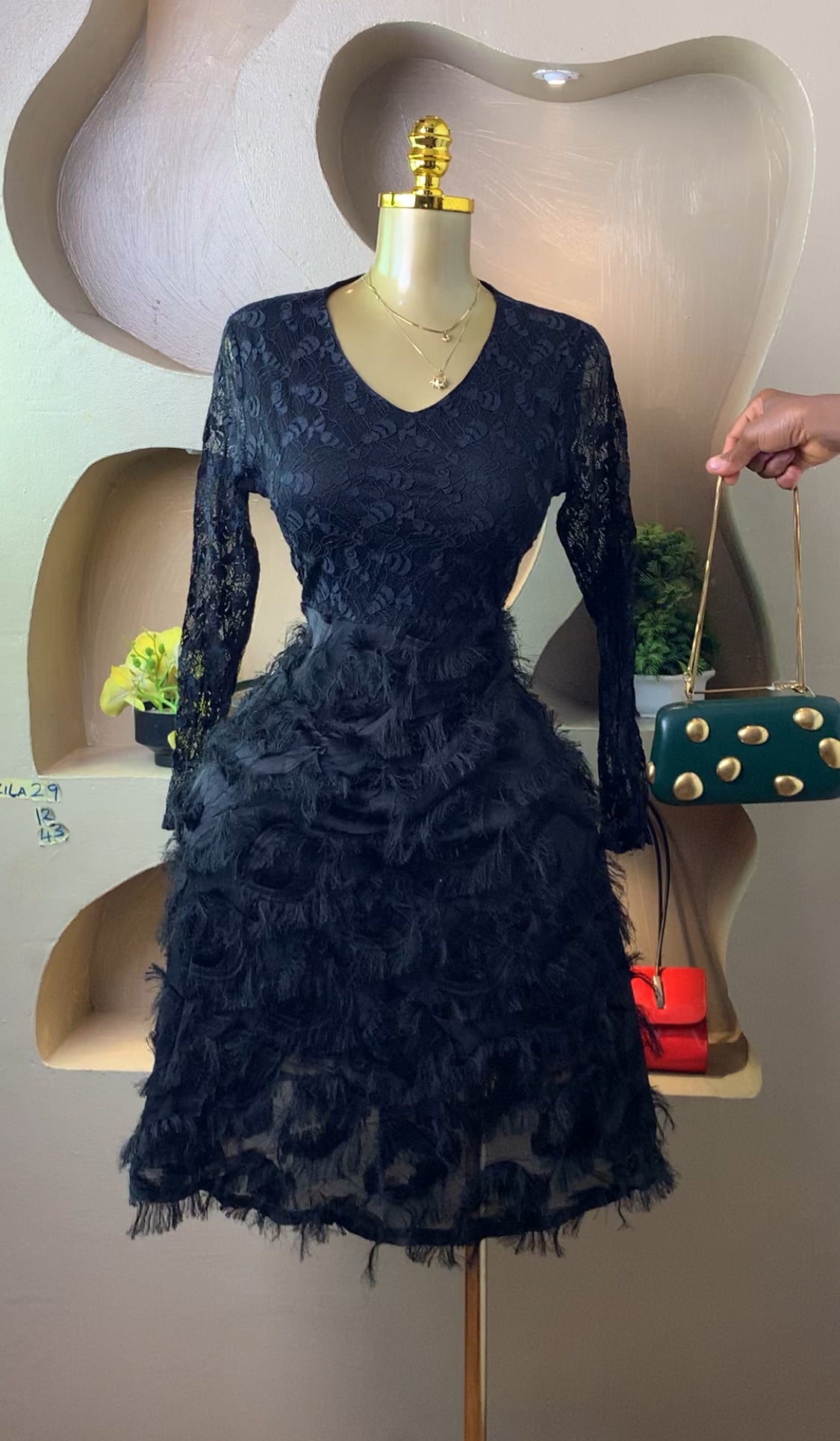 ZILA29 BLACK DRESS SIZE12 Length43