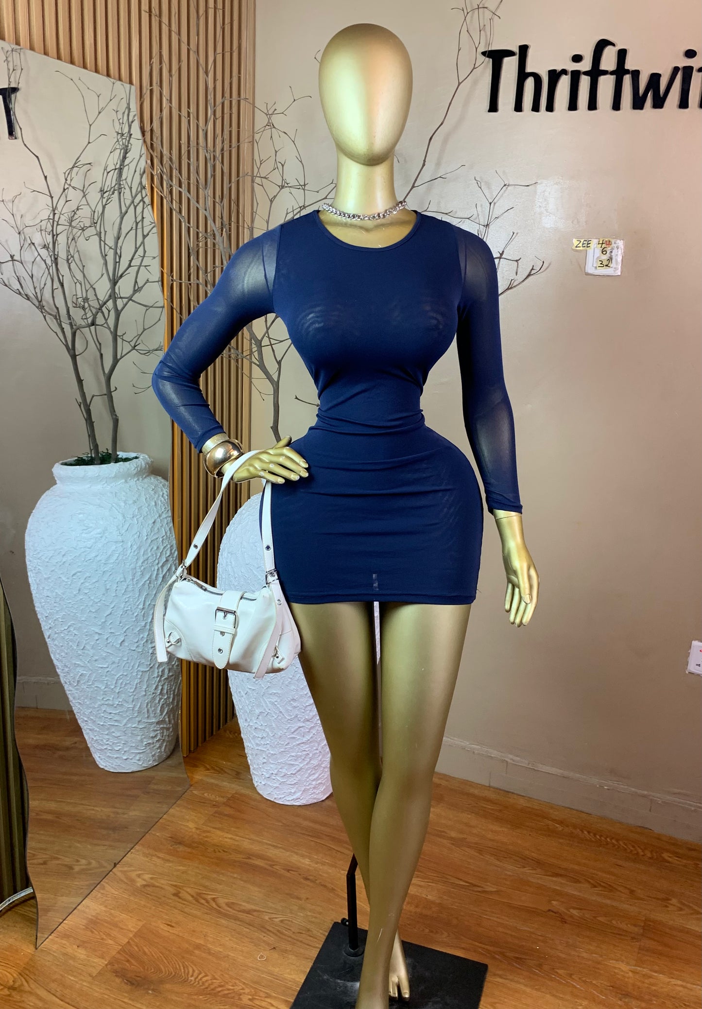 ZEE44 BLUE BODY-CON DRESS SIZE6 Length32