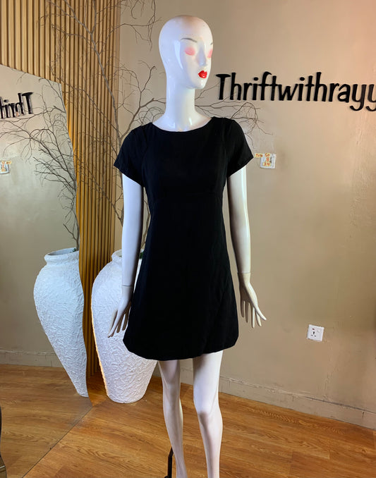 TOYO50 SIZE8 Length34 black corporate dress