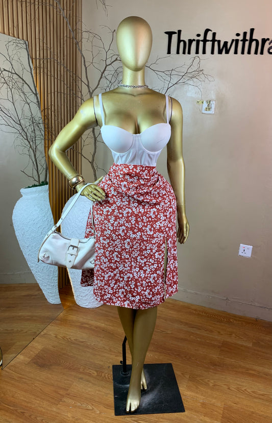 SIZE6 MSH78 FLORAL SKIRT ONLY Length29