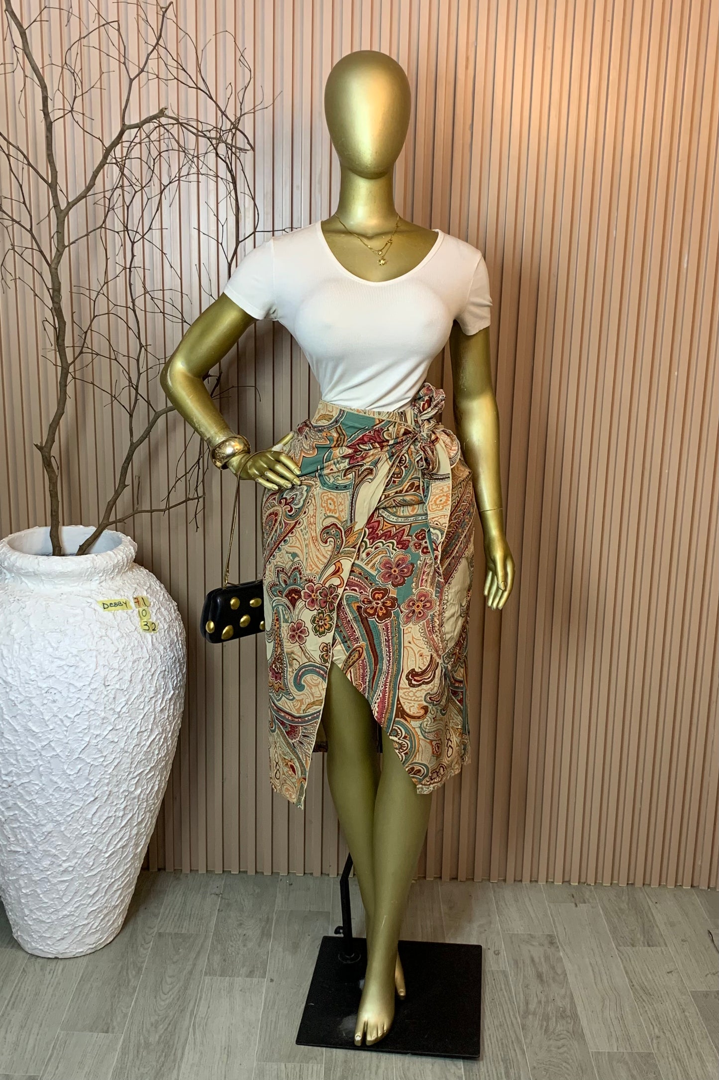 DEBBY71 SIZE10 Length32 Skirt only