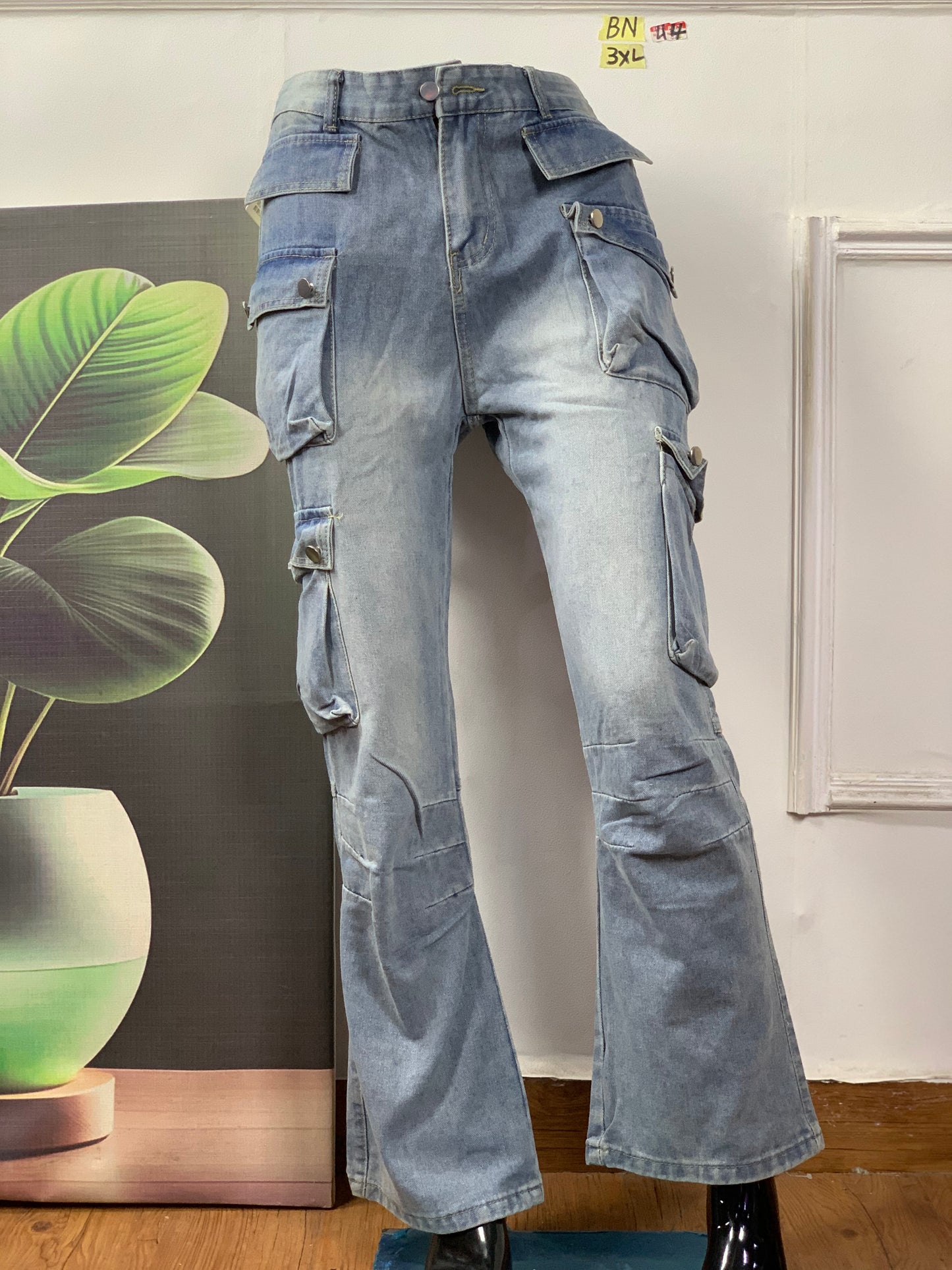 UK SIZE (3-X-LARGE) Brand new44 (Cargo pants)