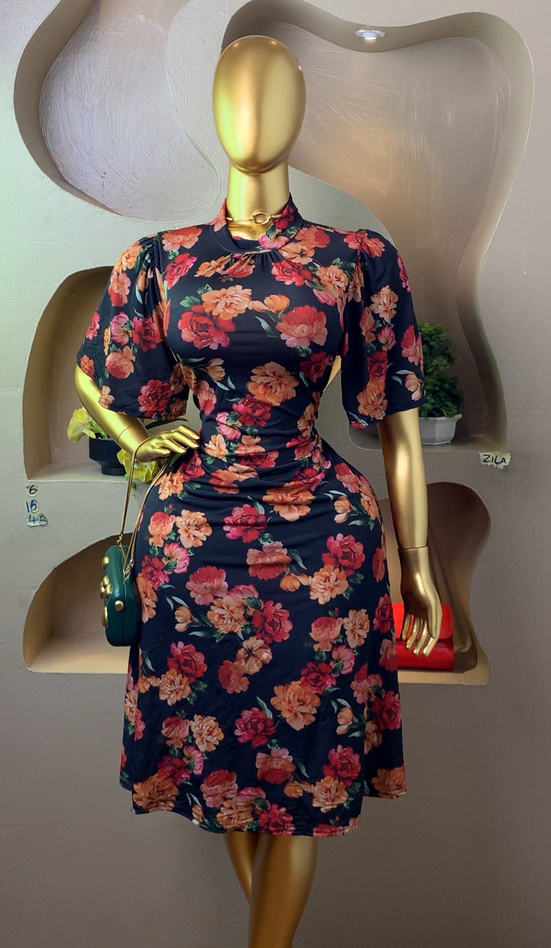 ZILA6 FLORAL DRESS SIZE16 Length46