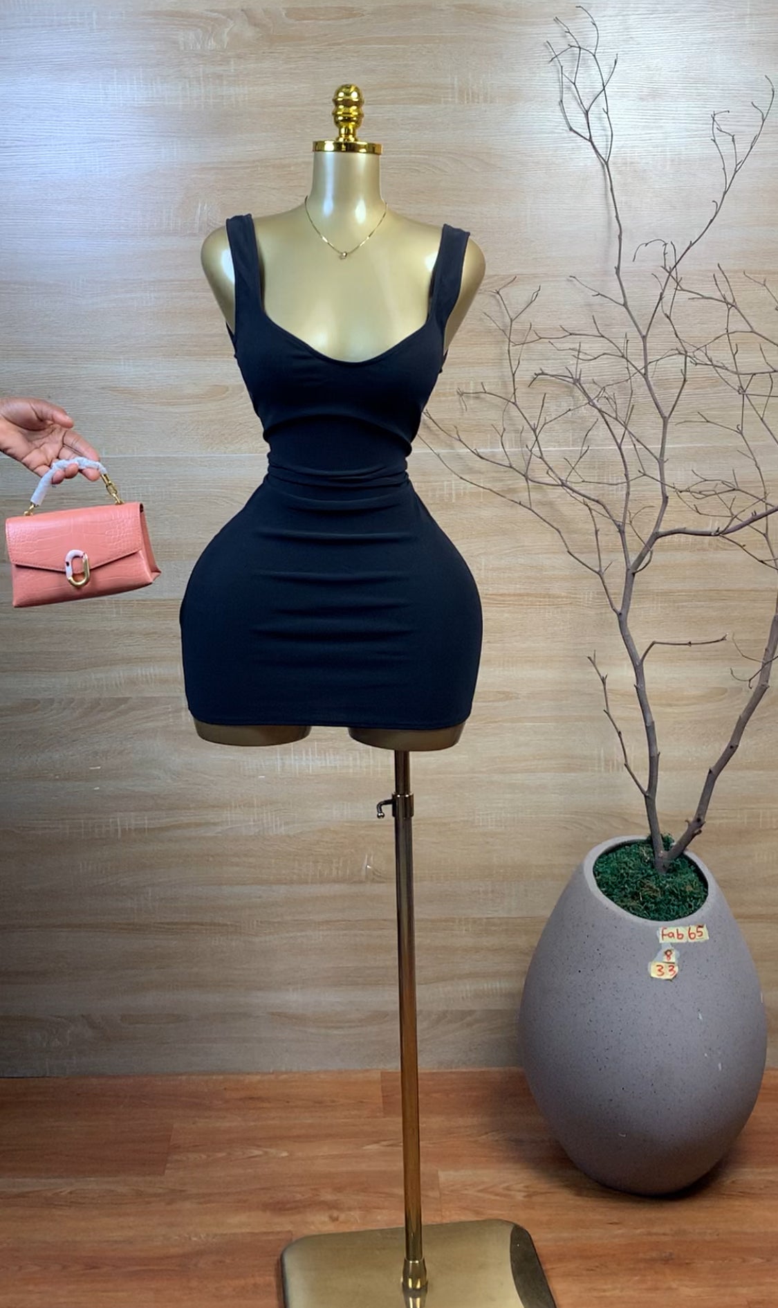 SIZE8 FAB65 Black DRESS Length33