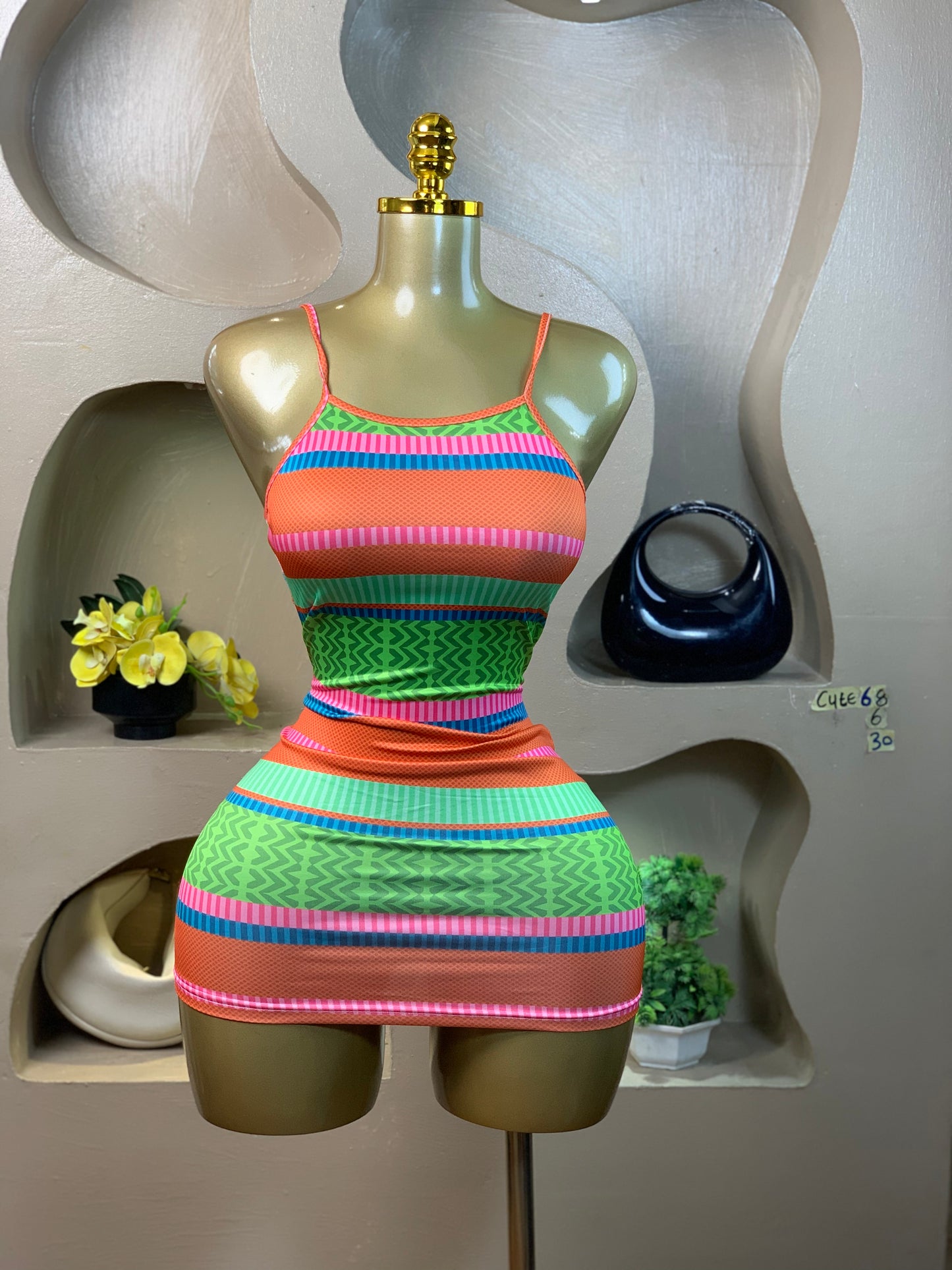 SIZE6&8 Cute68 Length30
