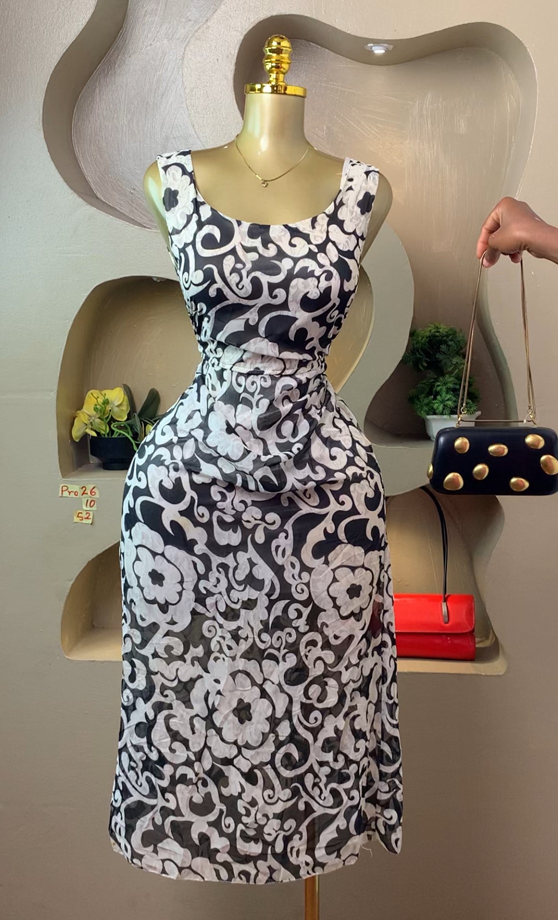 PRO26 SIZE10 DRESS Length52