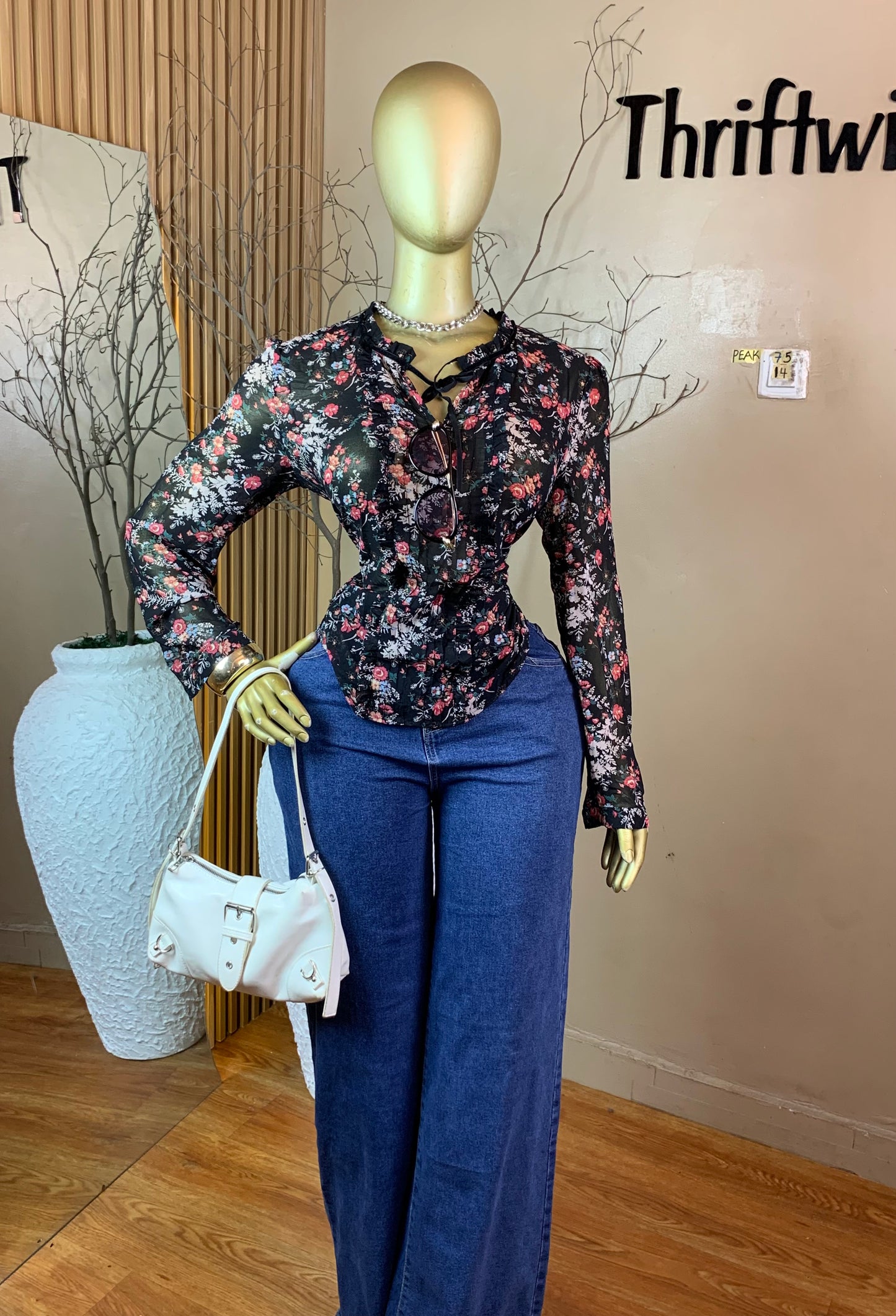 PEAK75 FLORAL CHIFFON TOP SIZE14