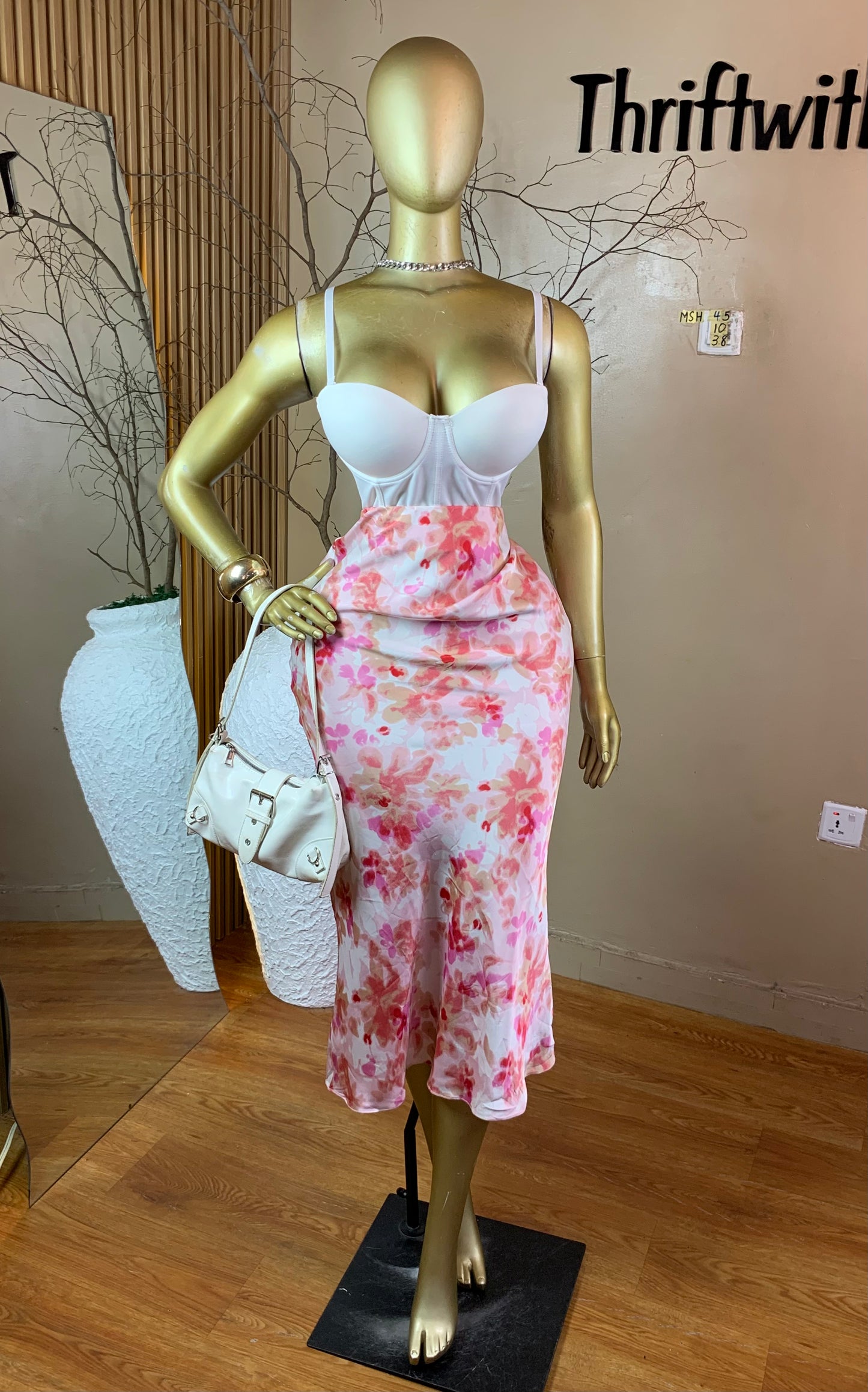 SIZE10 MSH45 FLORAL SILK SKIRT ONLY Length38