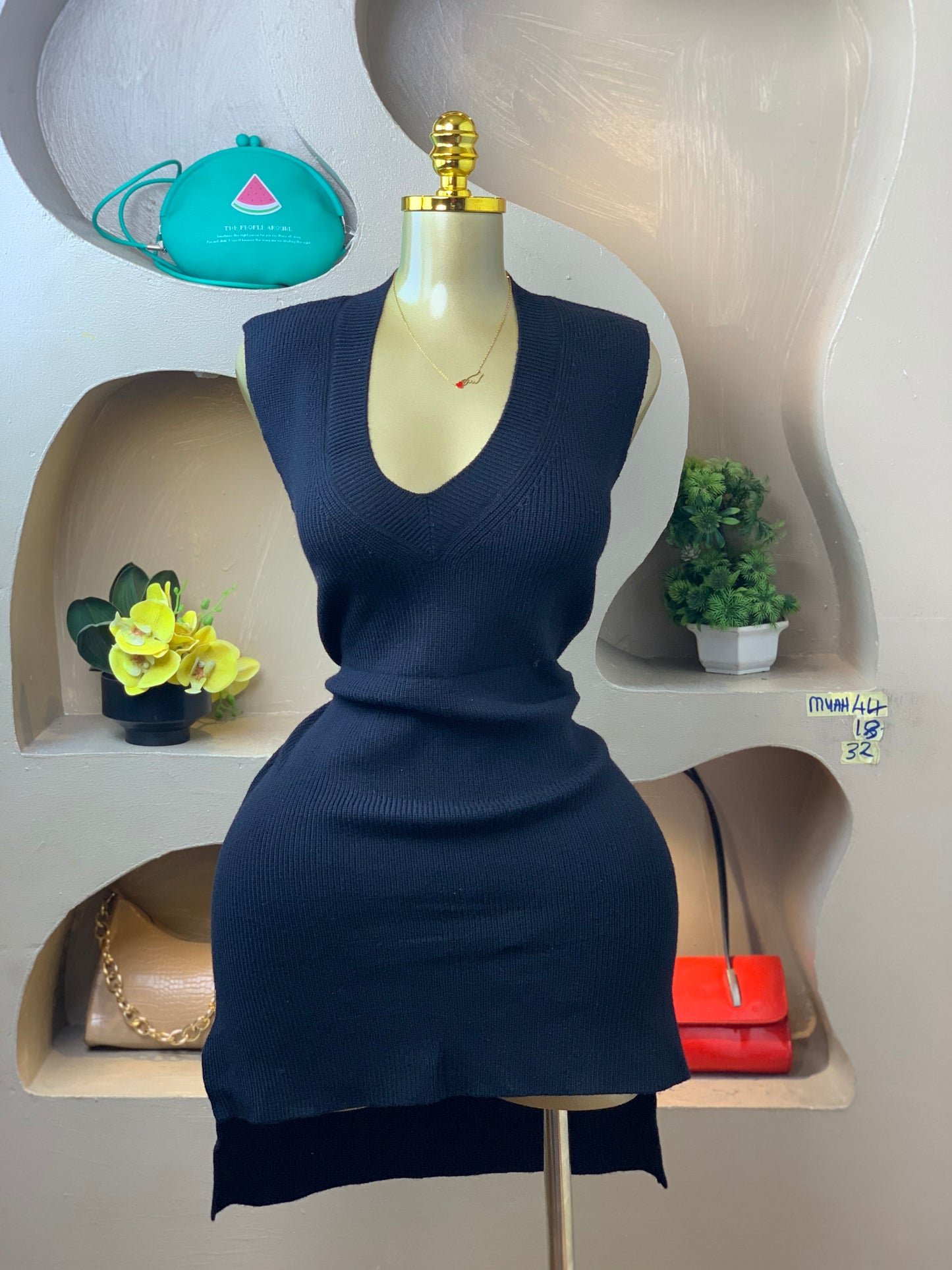 SIZE18 MUAH44 Length32 (black)