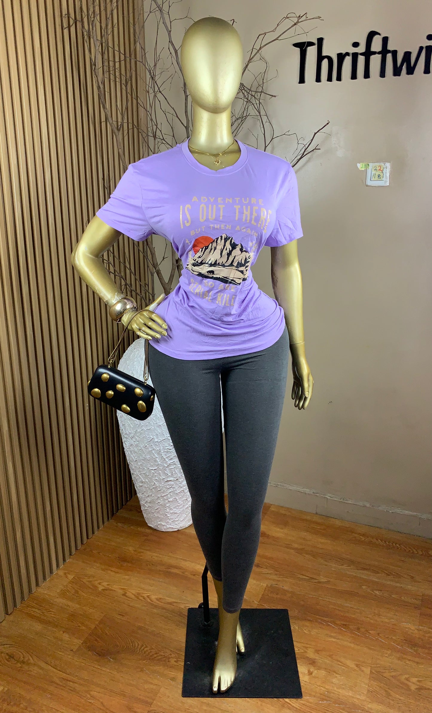 2BASIC TEE22 SIZE18 Brand new