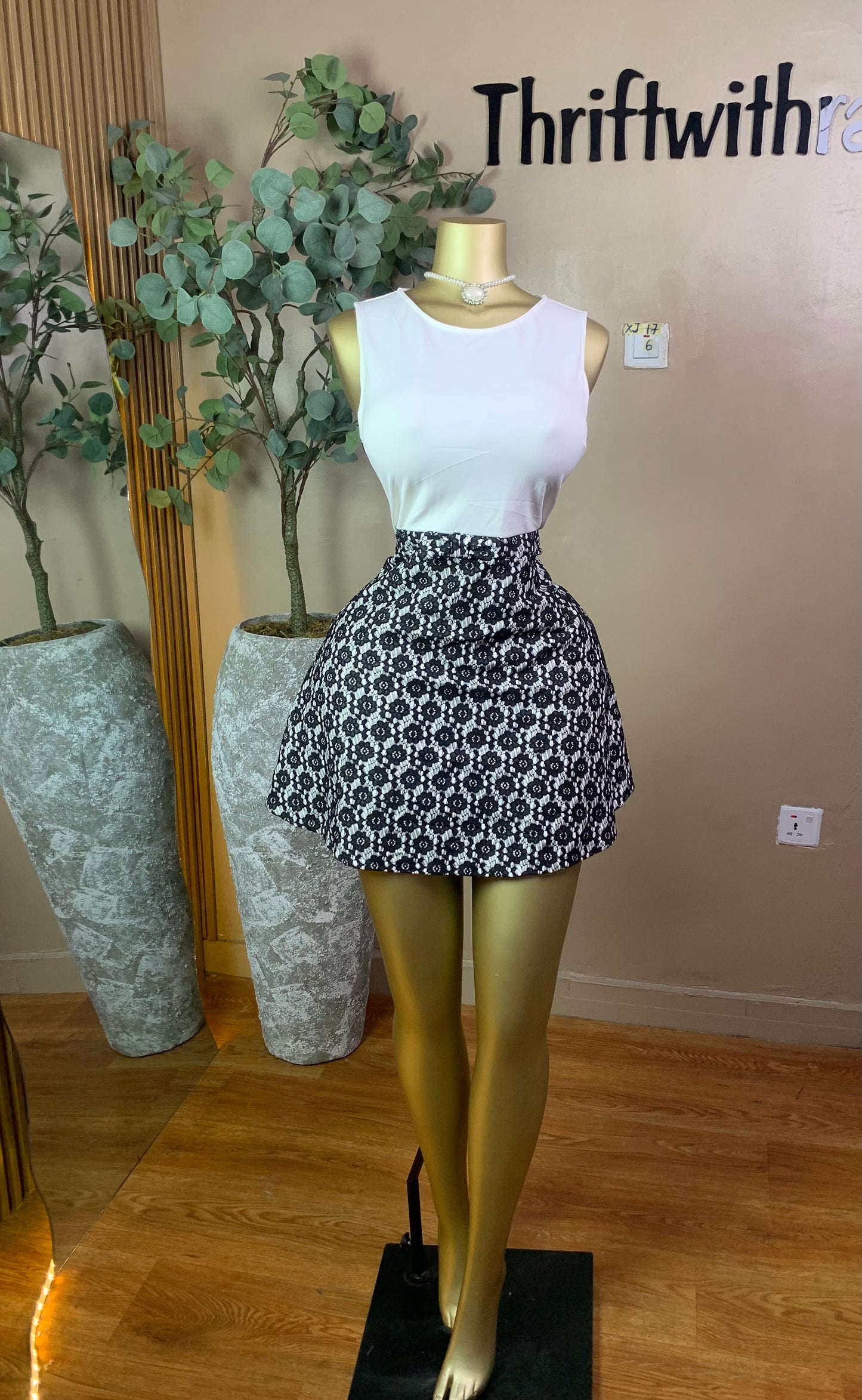 SIZE6 XJ17(Little stain)