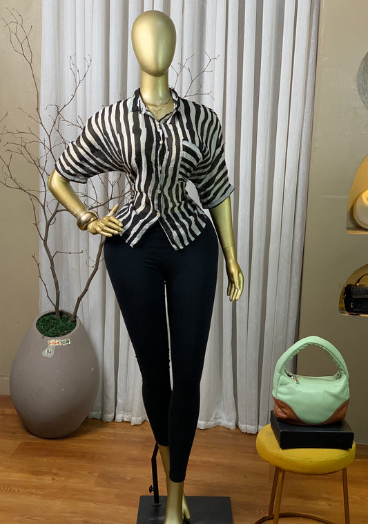 LOLA104 SIZE14 Top only