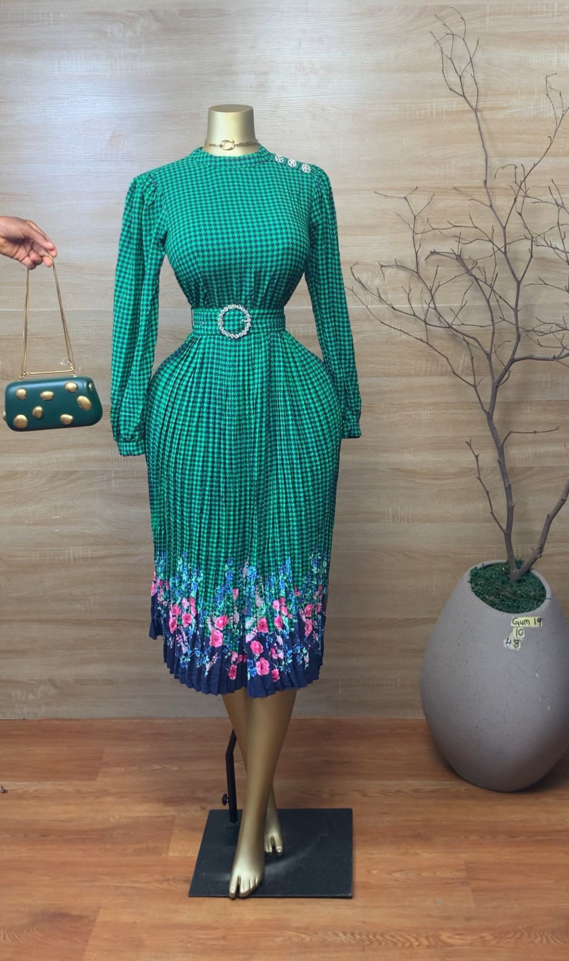 GUM19 SIZE10 Green floral corporate DRESS Length48