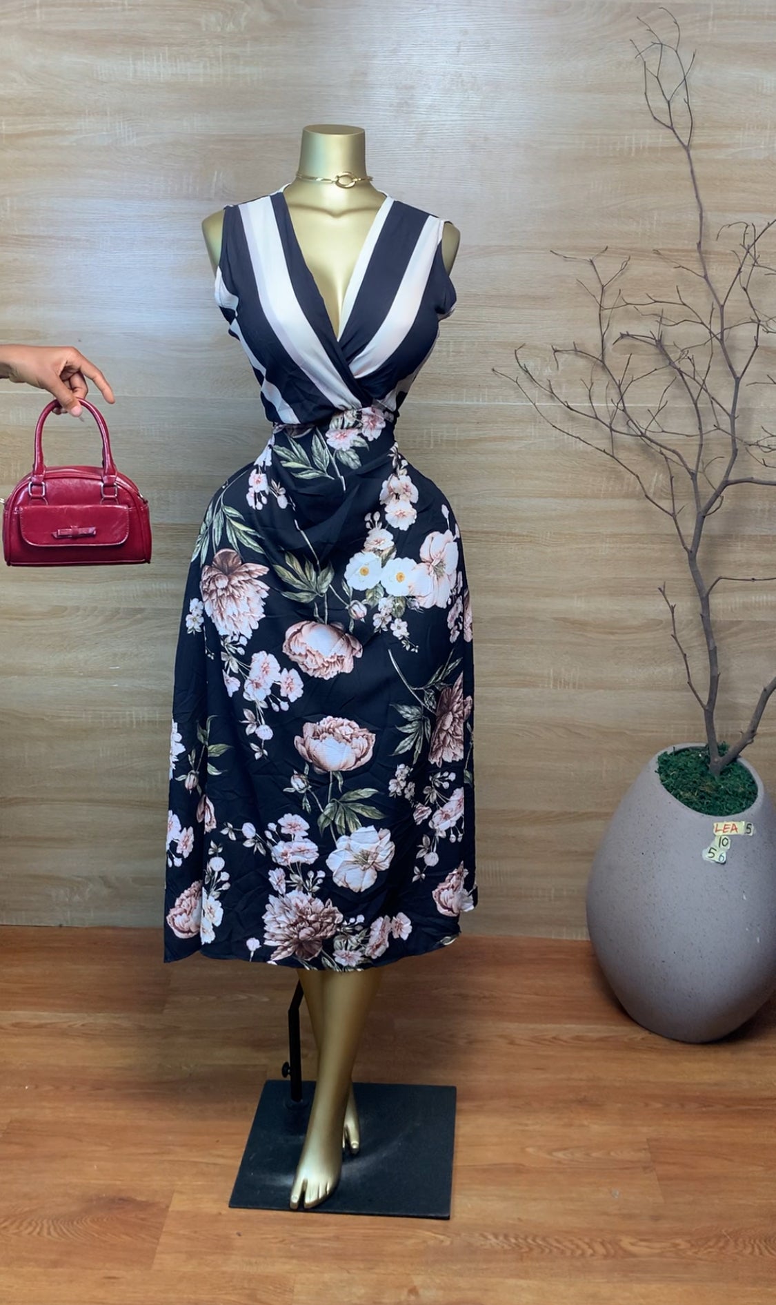 LEA5 SIZE10 Floral DRESS Length56