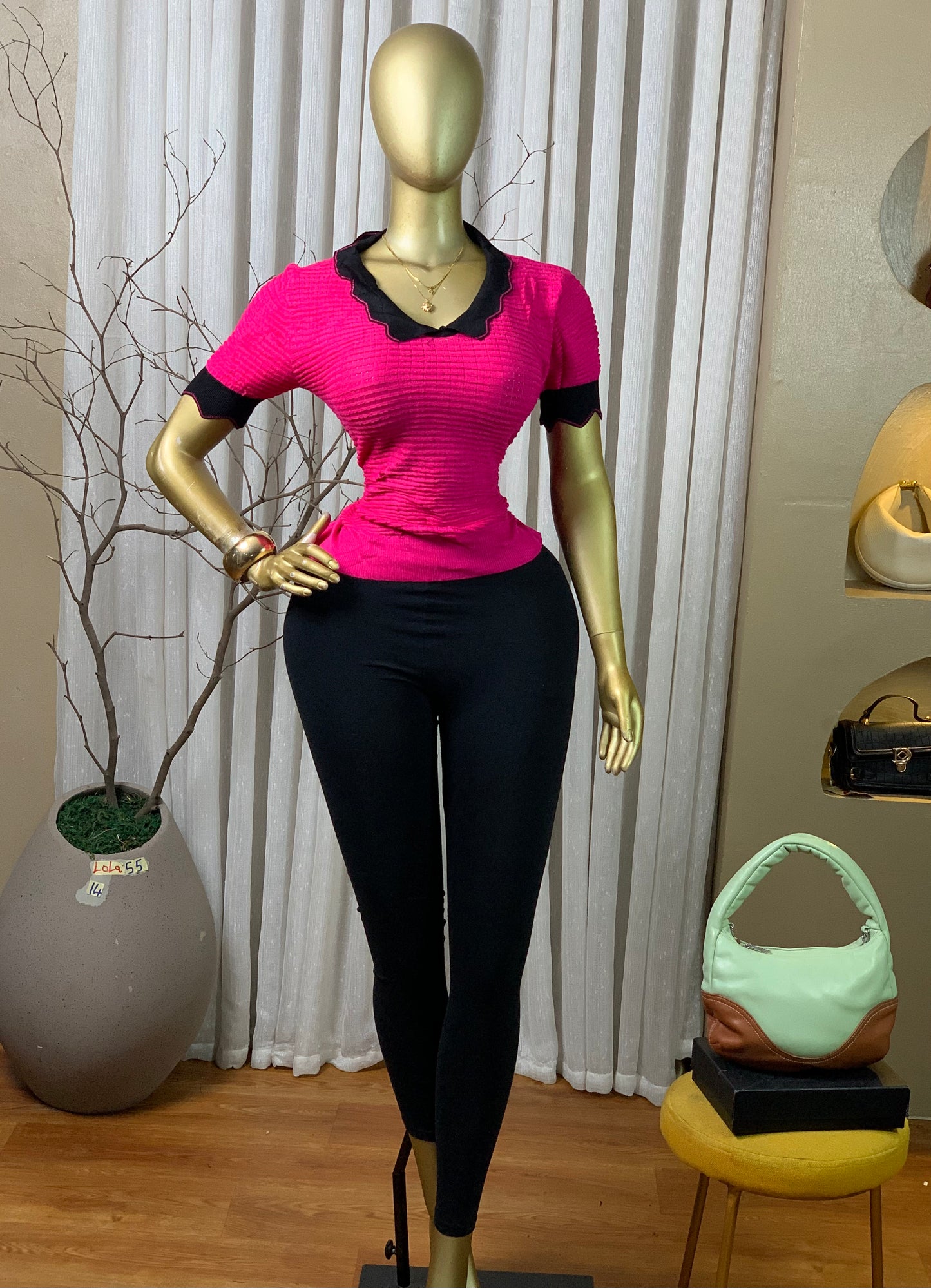 LOLA55 SIZE14 Pink&black knit top