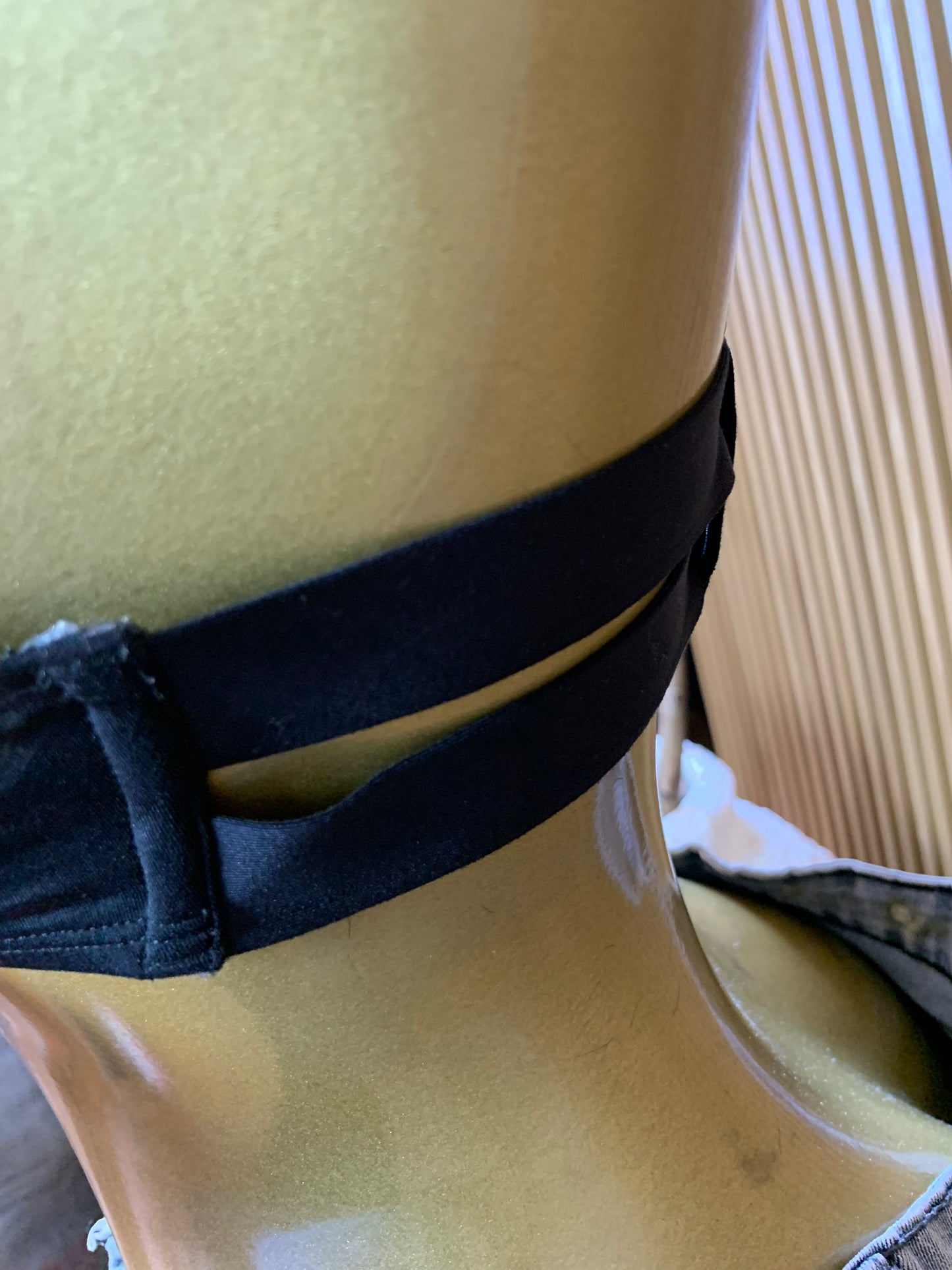 SIMI20 SIZE6(Black bra only)