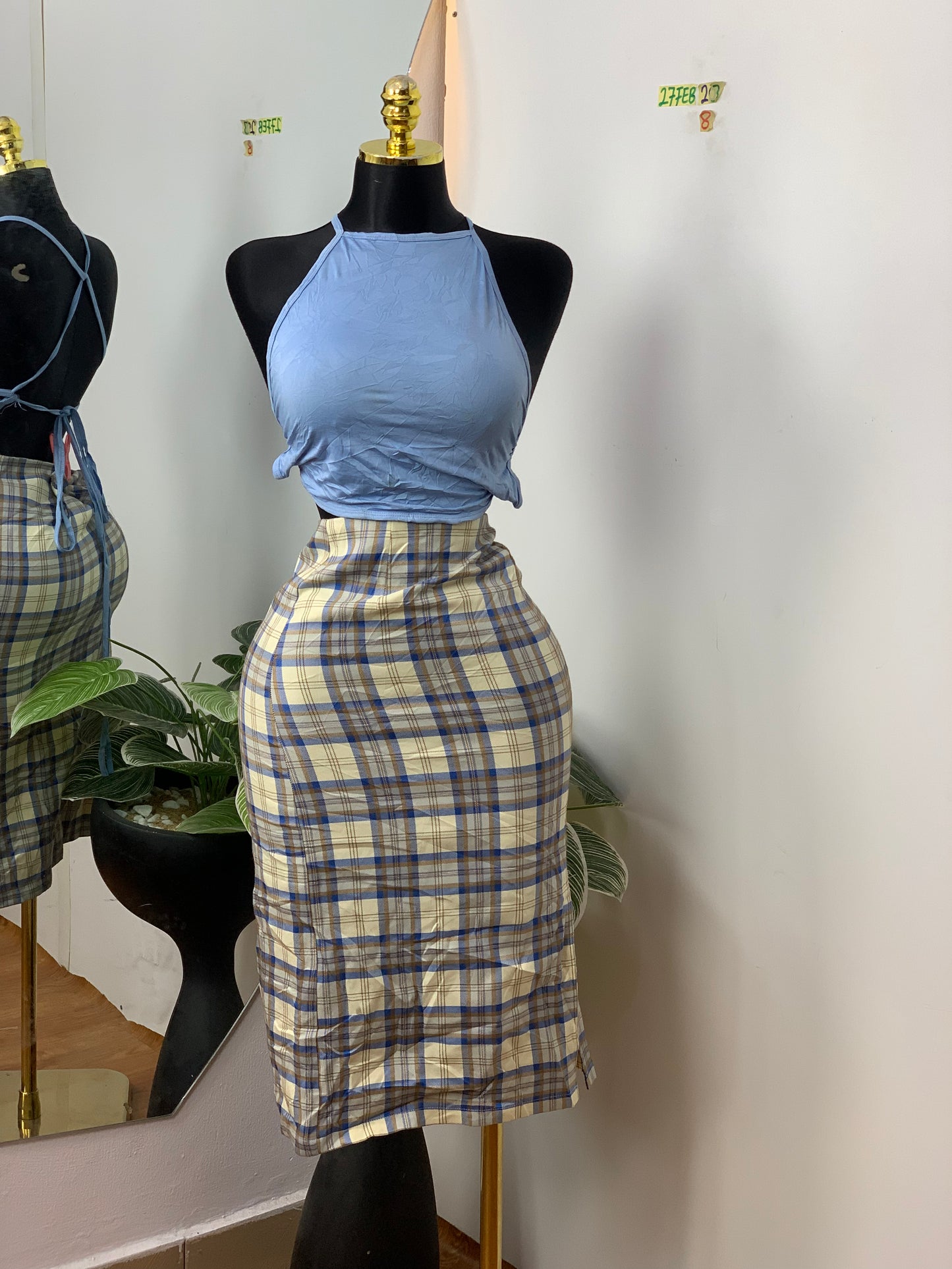 SIZE8 27FEB23 (skirt only)