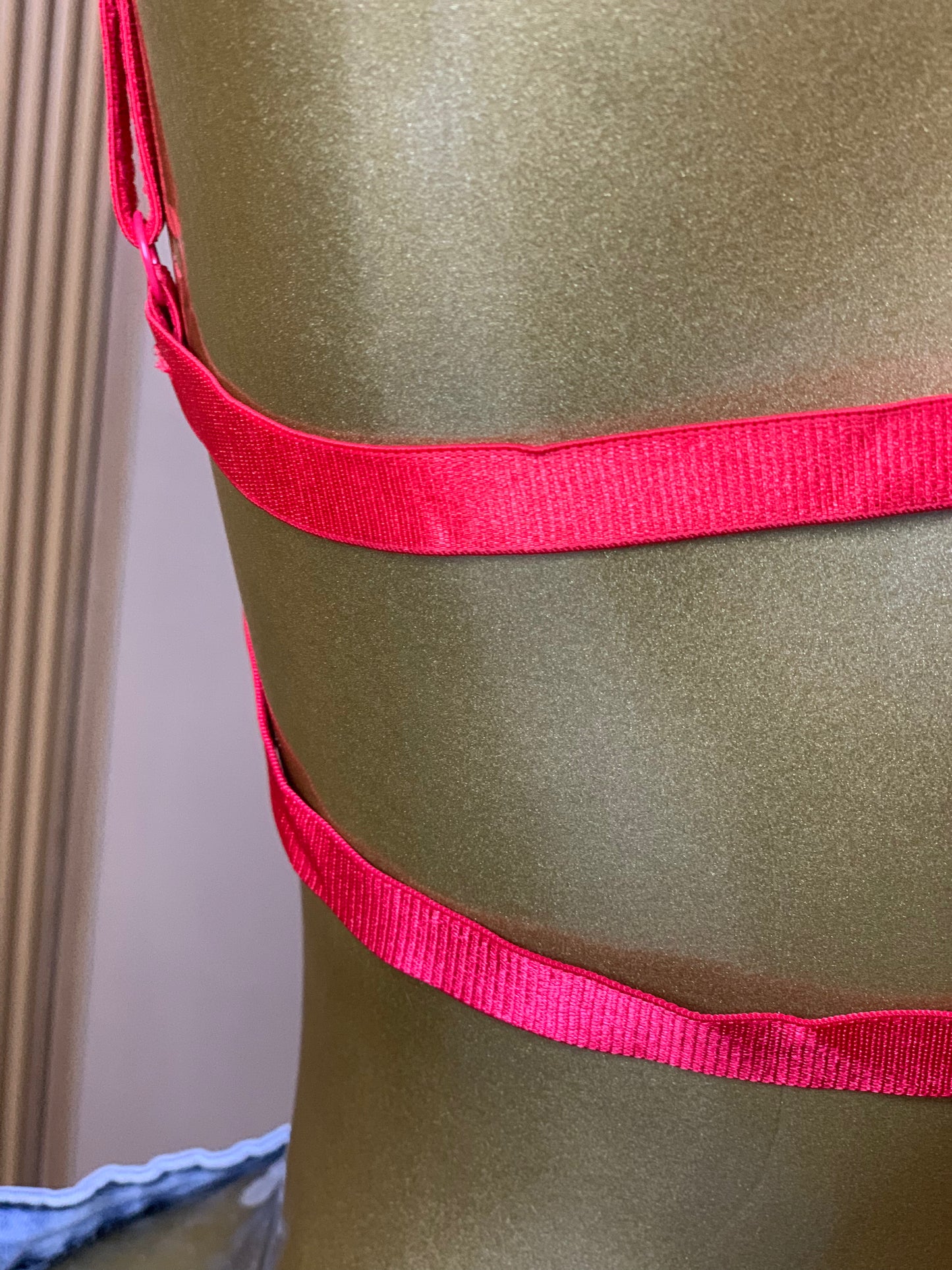 SIMI98 SIZE8(Red bra only)