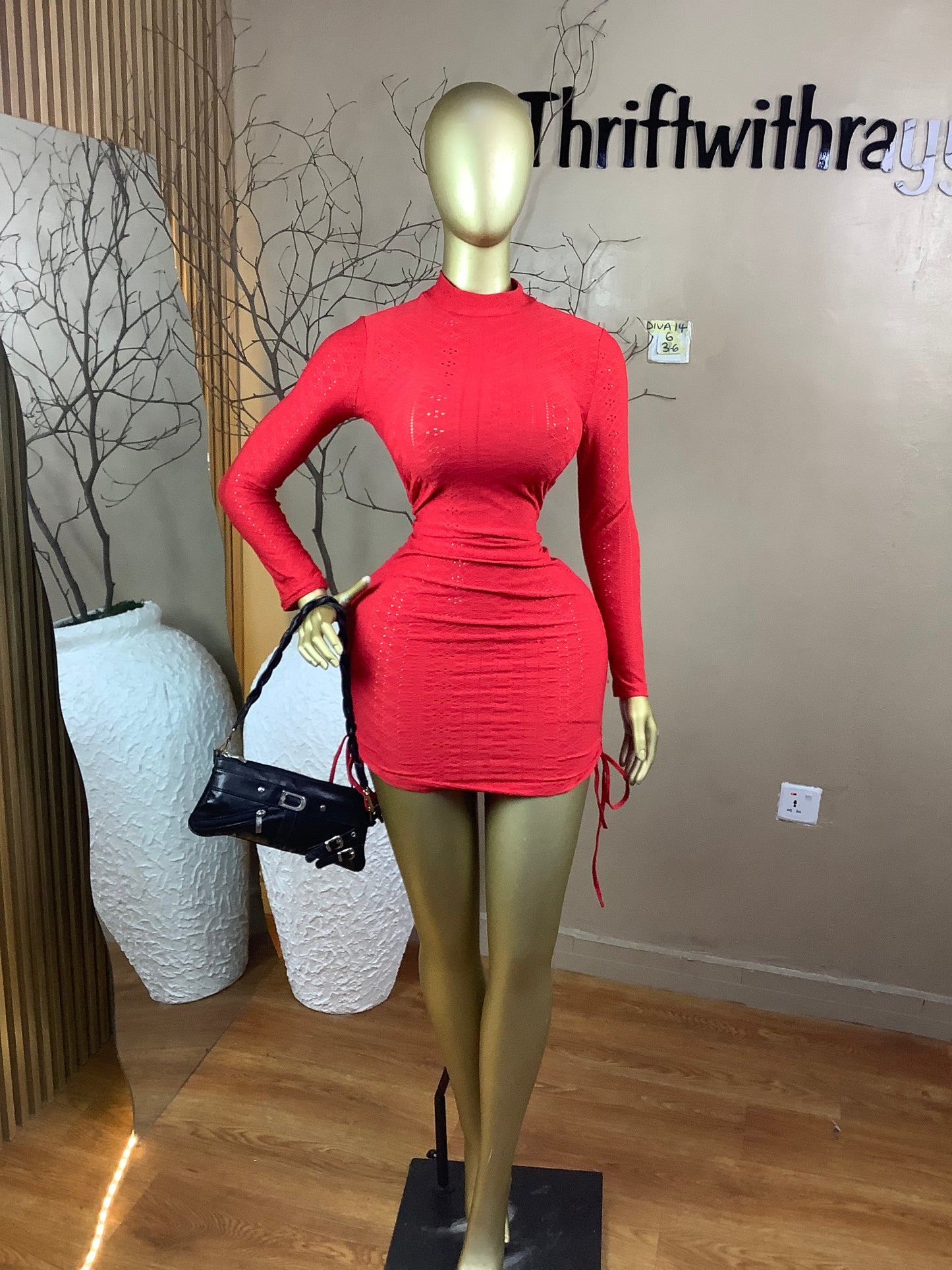 SIZE6 Diva14 Length36(red)