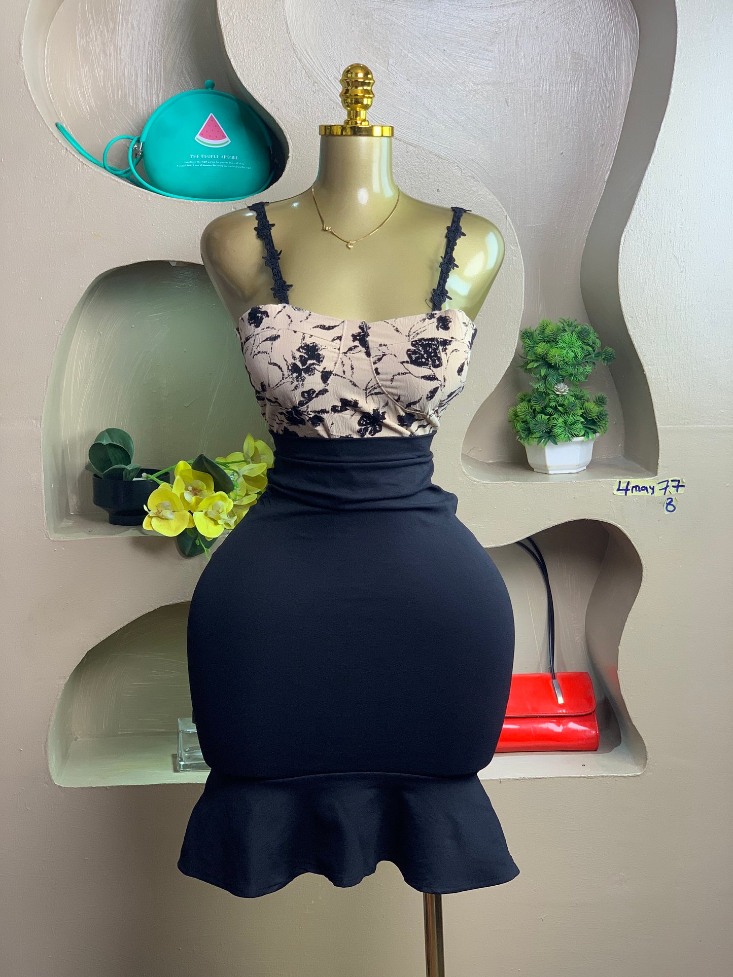 SIZE8 4MAY77b (skirt only)
