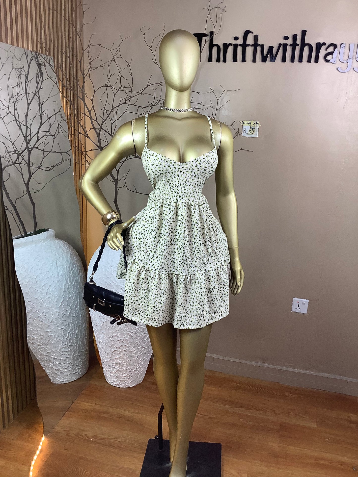 SIZE14 Diva35 Length37
